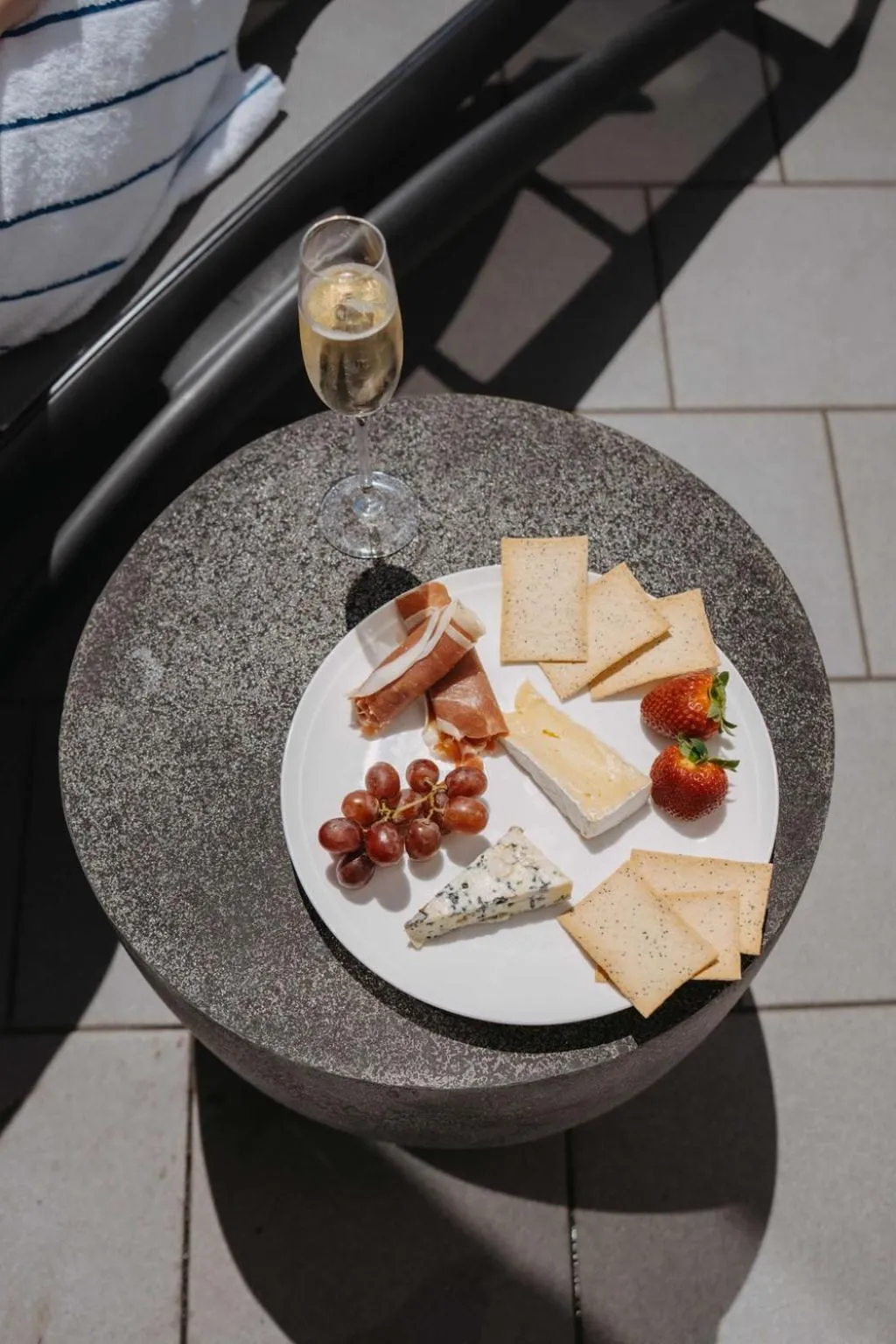 Food and drinks in On The Beach Noosa Resort