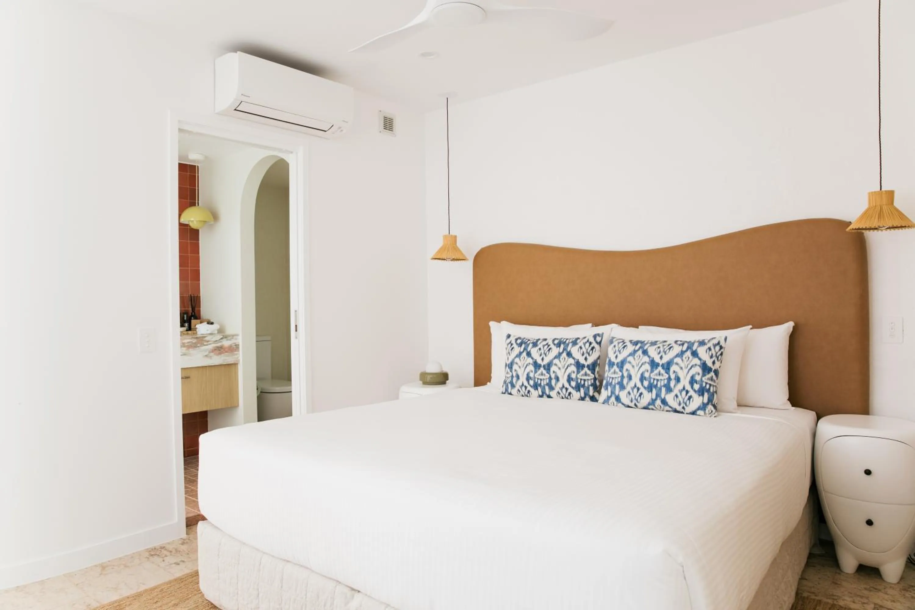 Bed in On The Beach Noosa Resort