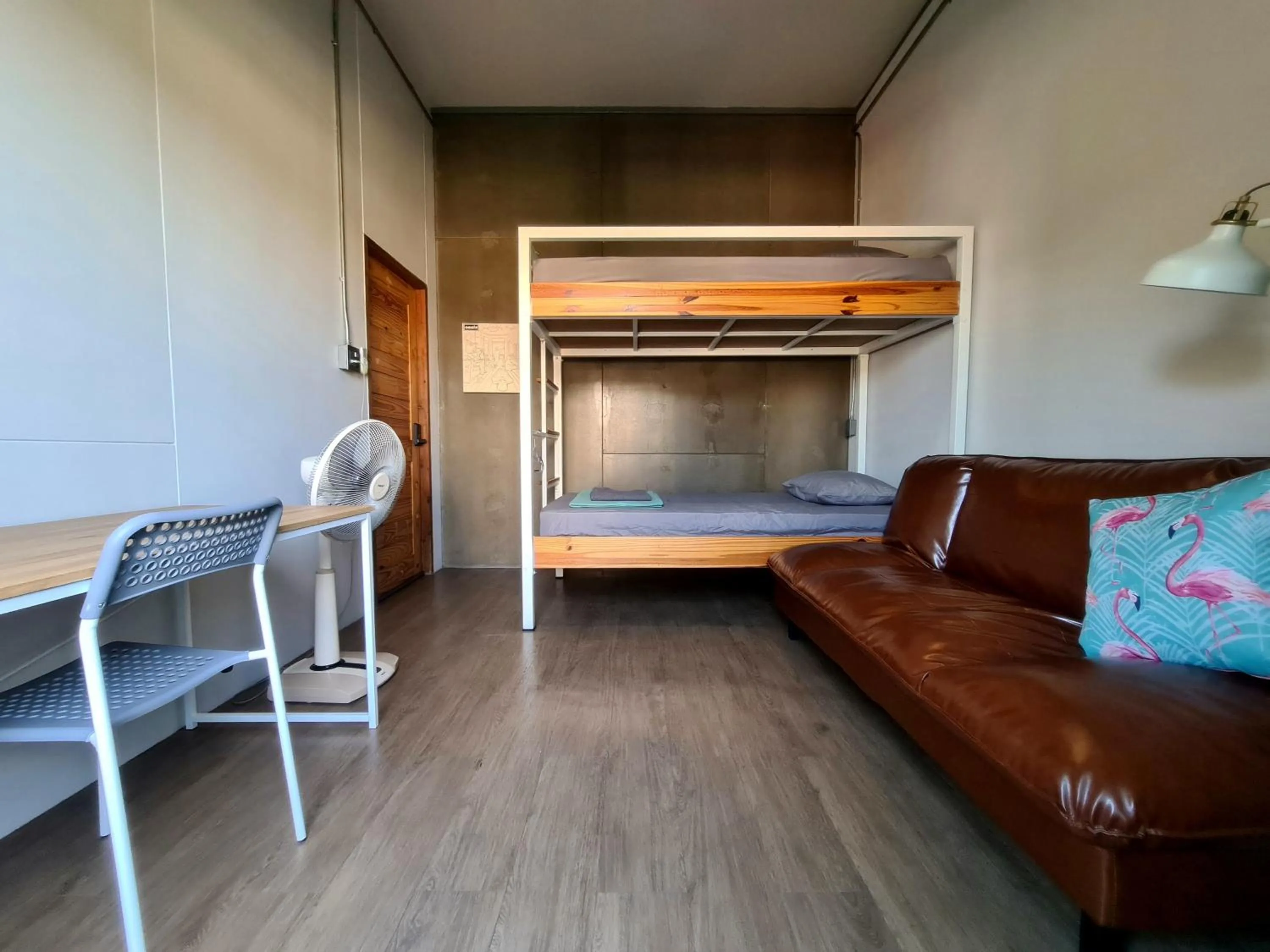 Bed in Hybrit hostel&cafe