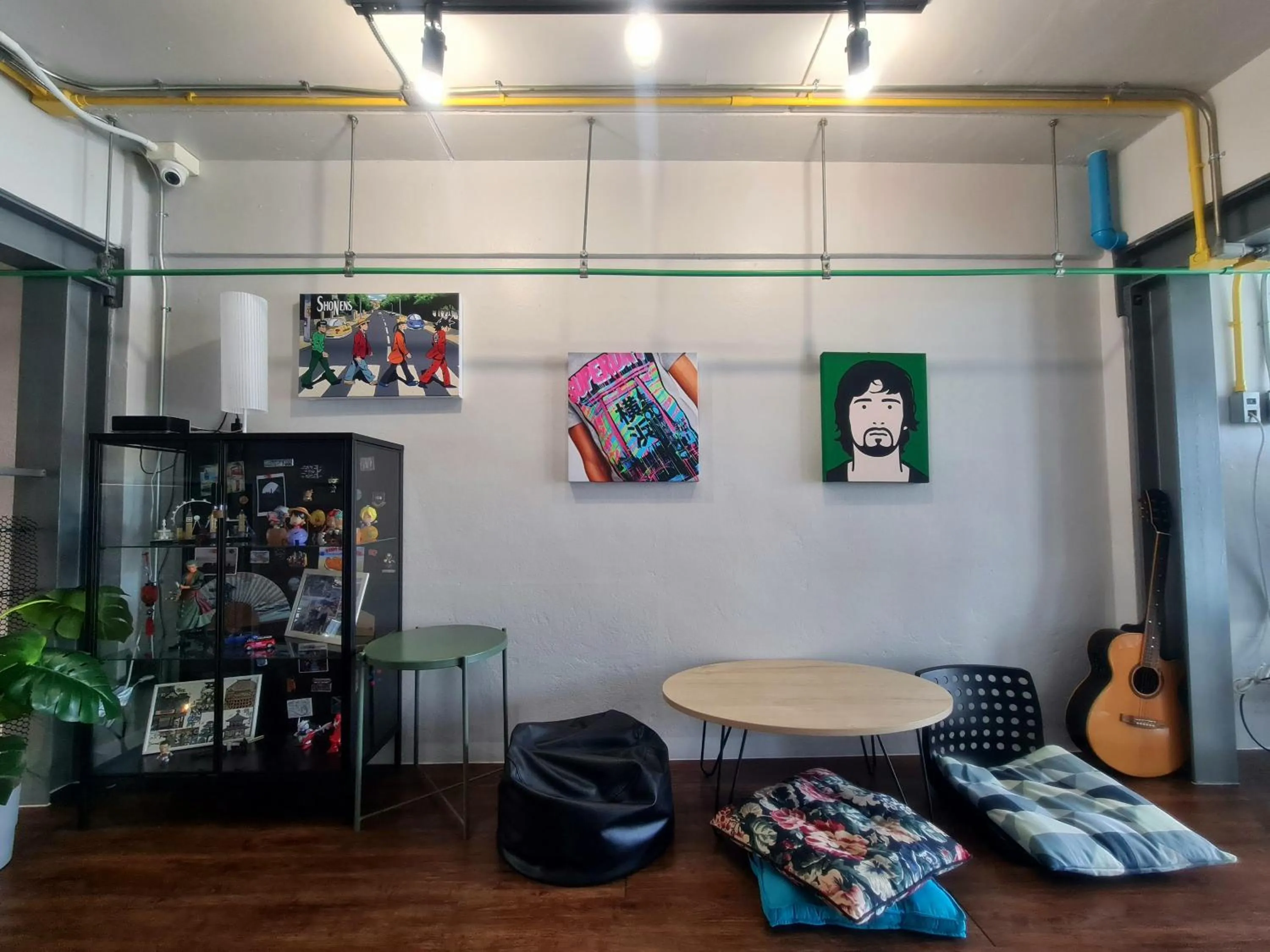 Hybrit hostel&amp;cafe