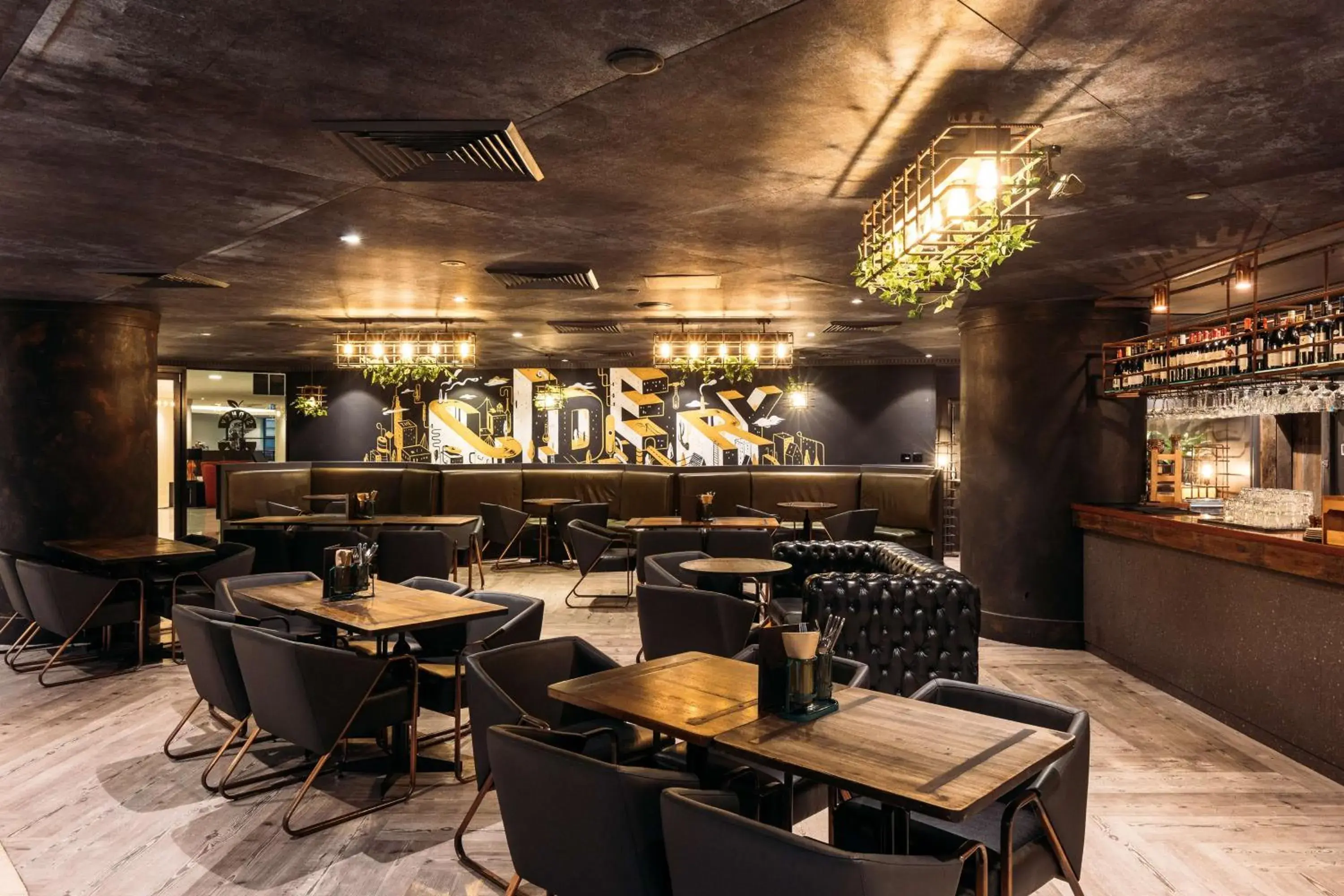 Lounge or bar in Rydges World Square Lounge or bar in Rydges World Square