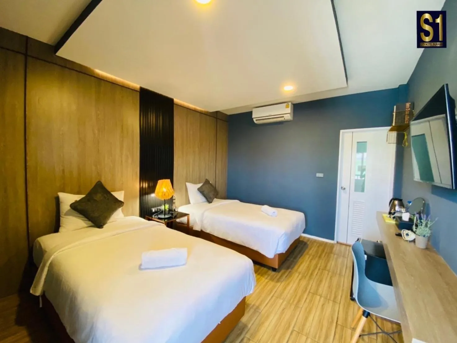 Photo of the whole room, Bed in S1 City Hotel Buriram