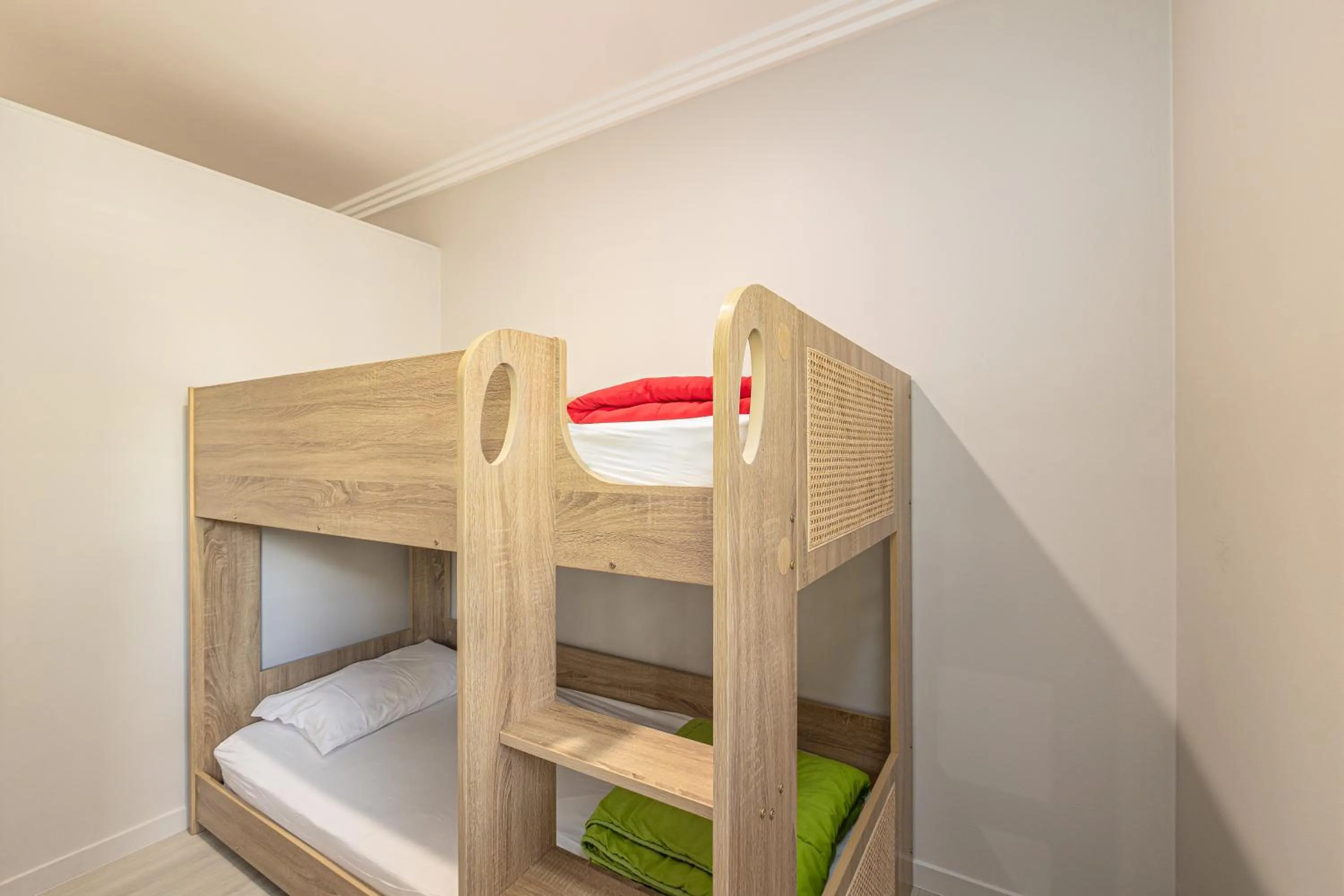 bunk bed, Bed in Seahaven Resort