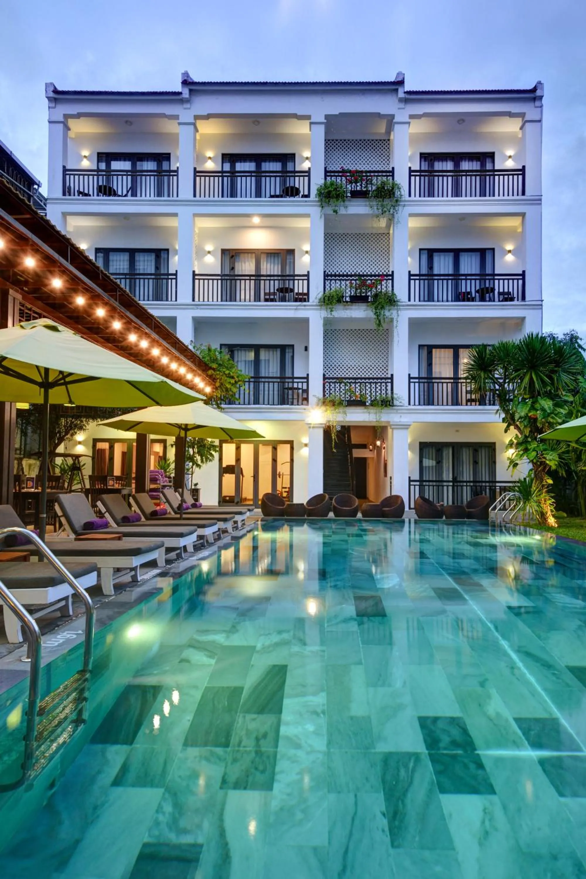Swimming pool in White Lotus Hotel Hoian