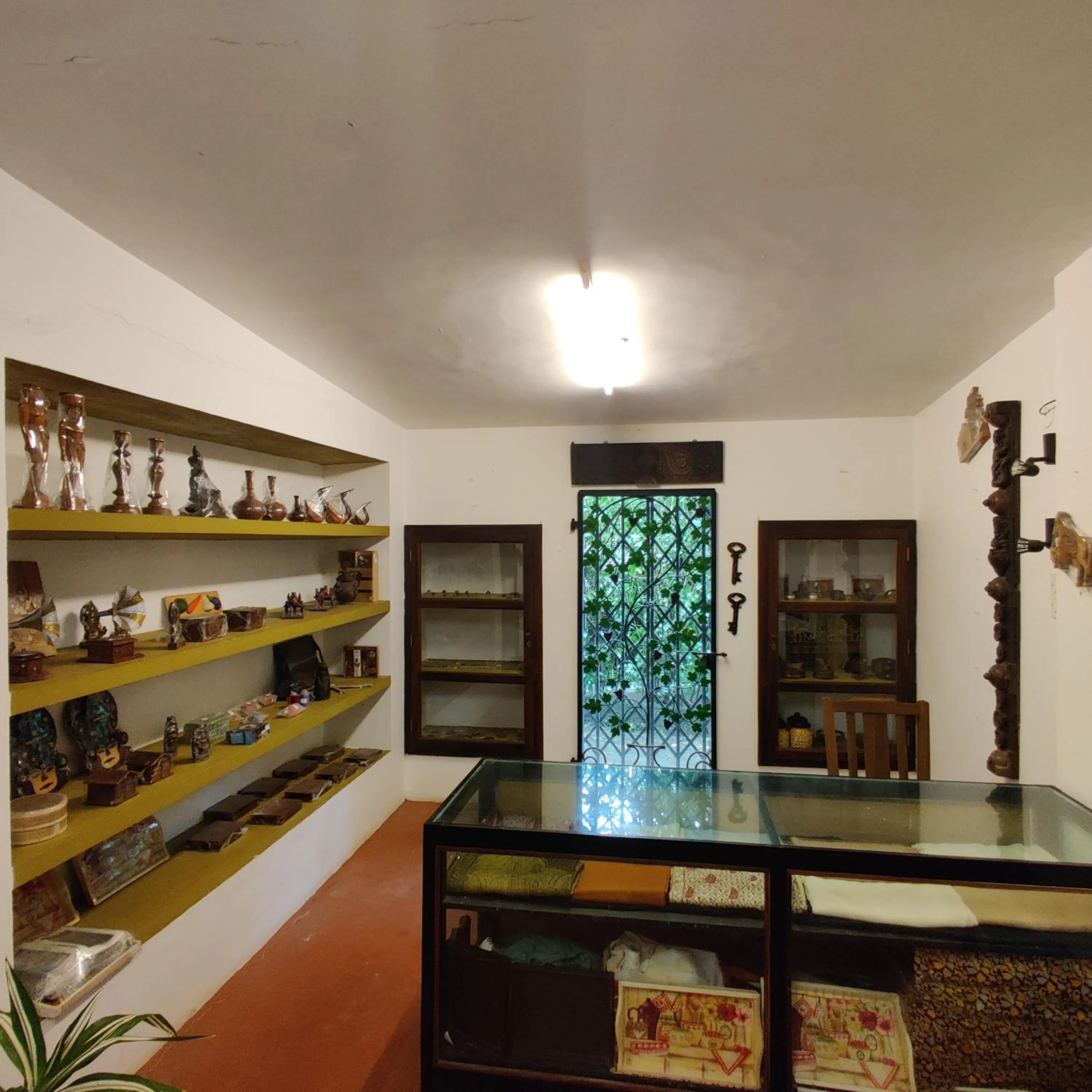 On-site shops in Amritara Shalimar Spice Garden Resort & Spa