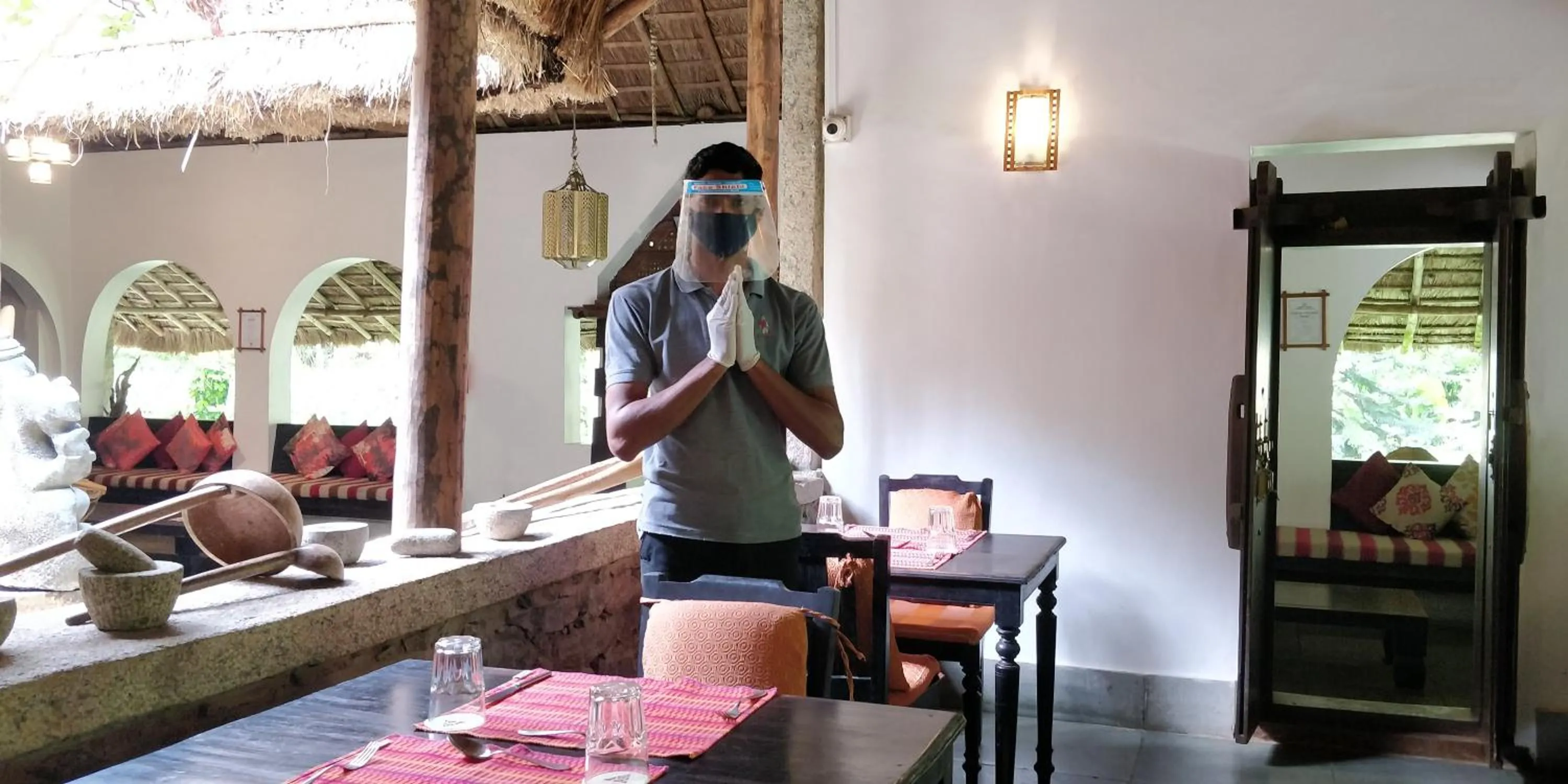 Staff in Amritara Shalimar Spice Garden Resort & Spa