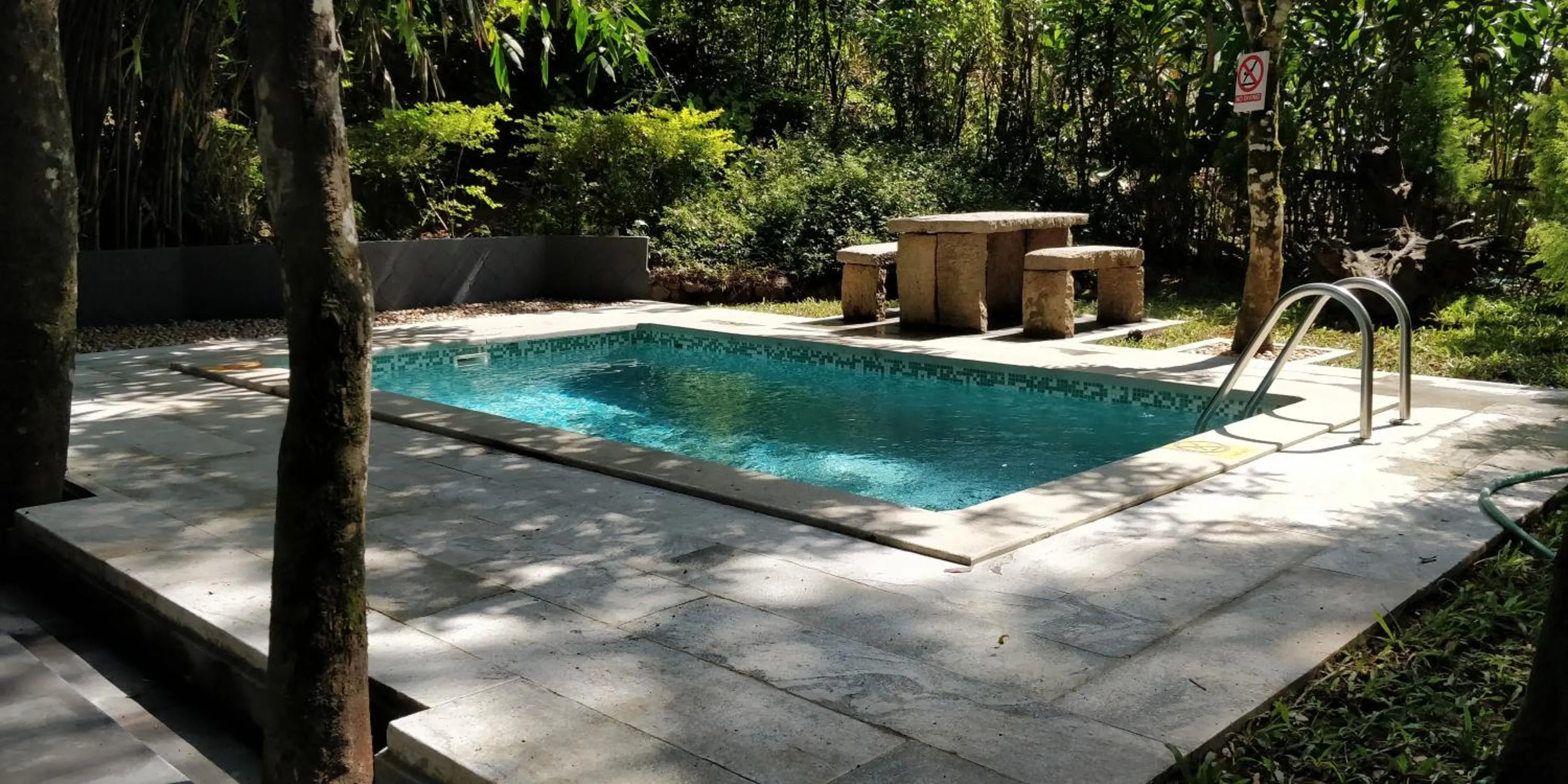 Pool view in Amritara Shalimar Spice Garden Resort & Spa