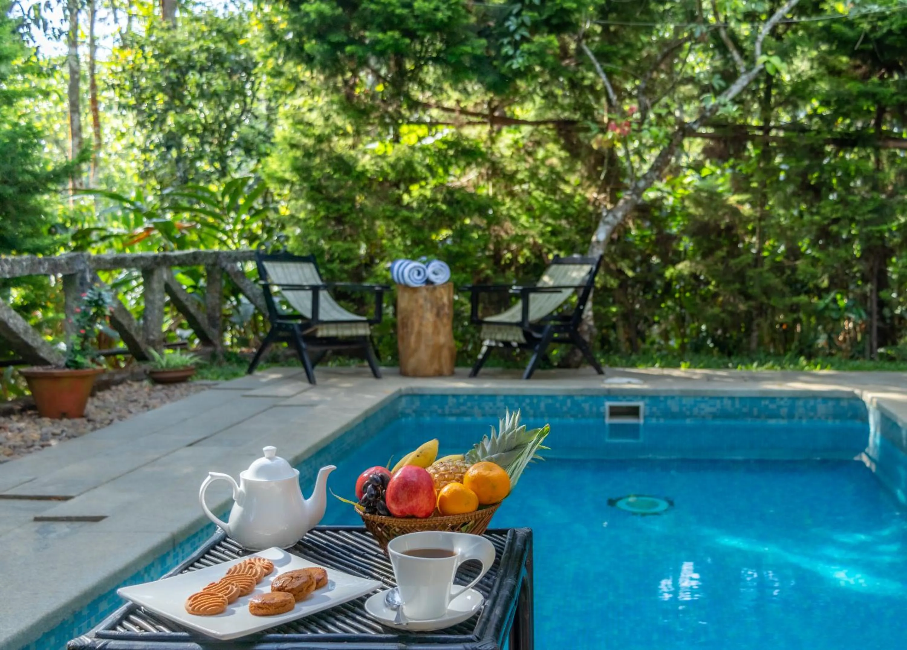 Pool view in Amritara Shalimar Spice Garden Resort & Spa