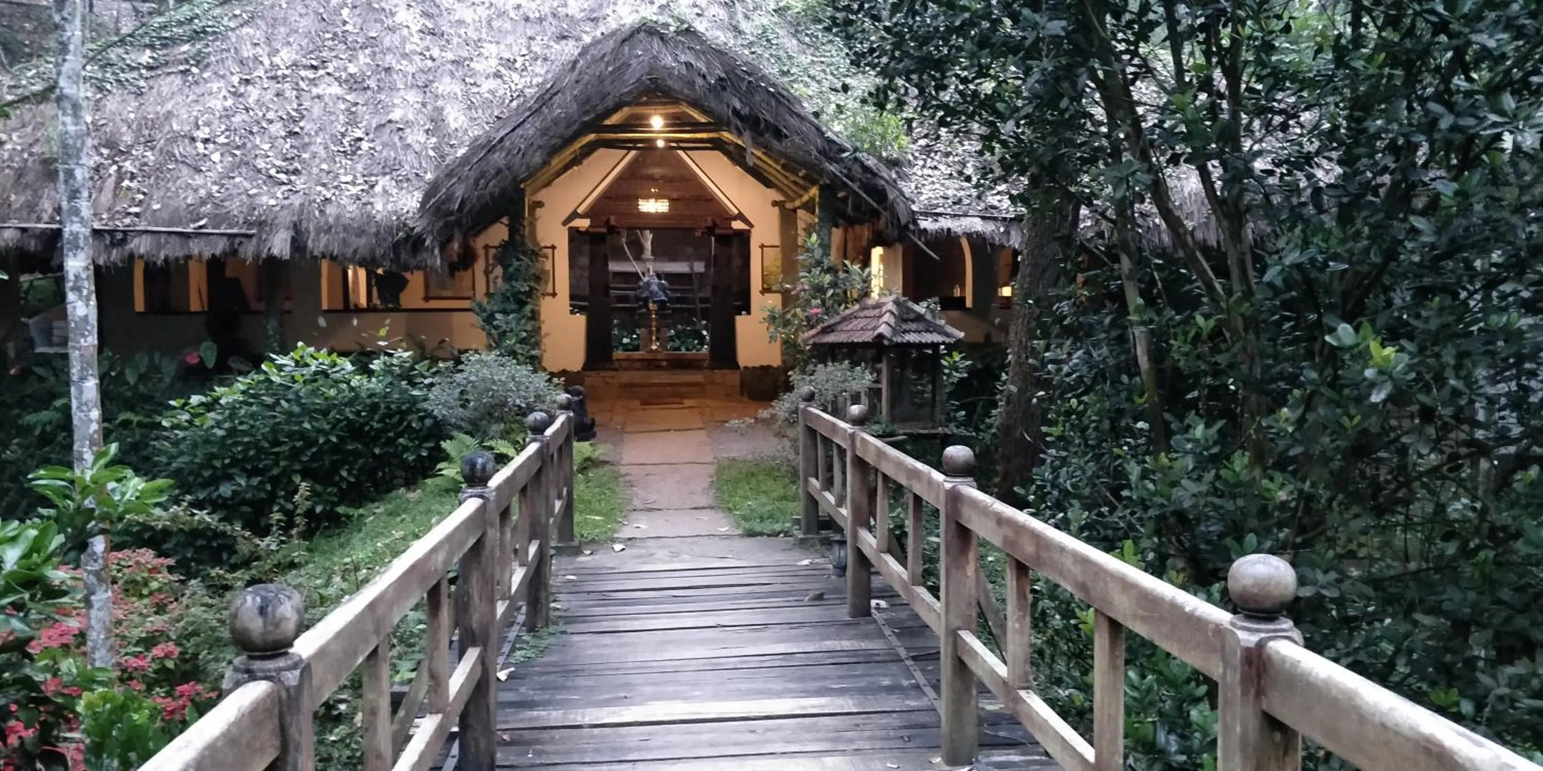 Property building in Amritara Shalimar Spice Garden Resort & Spa