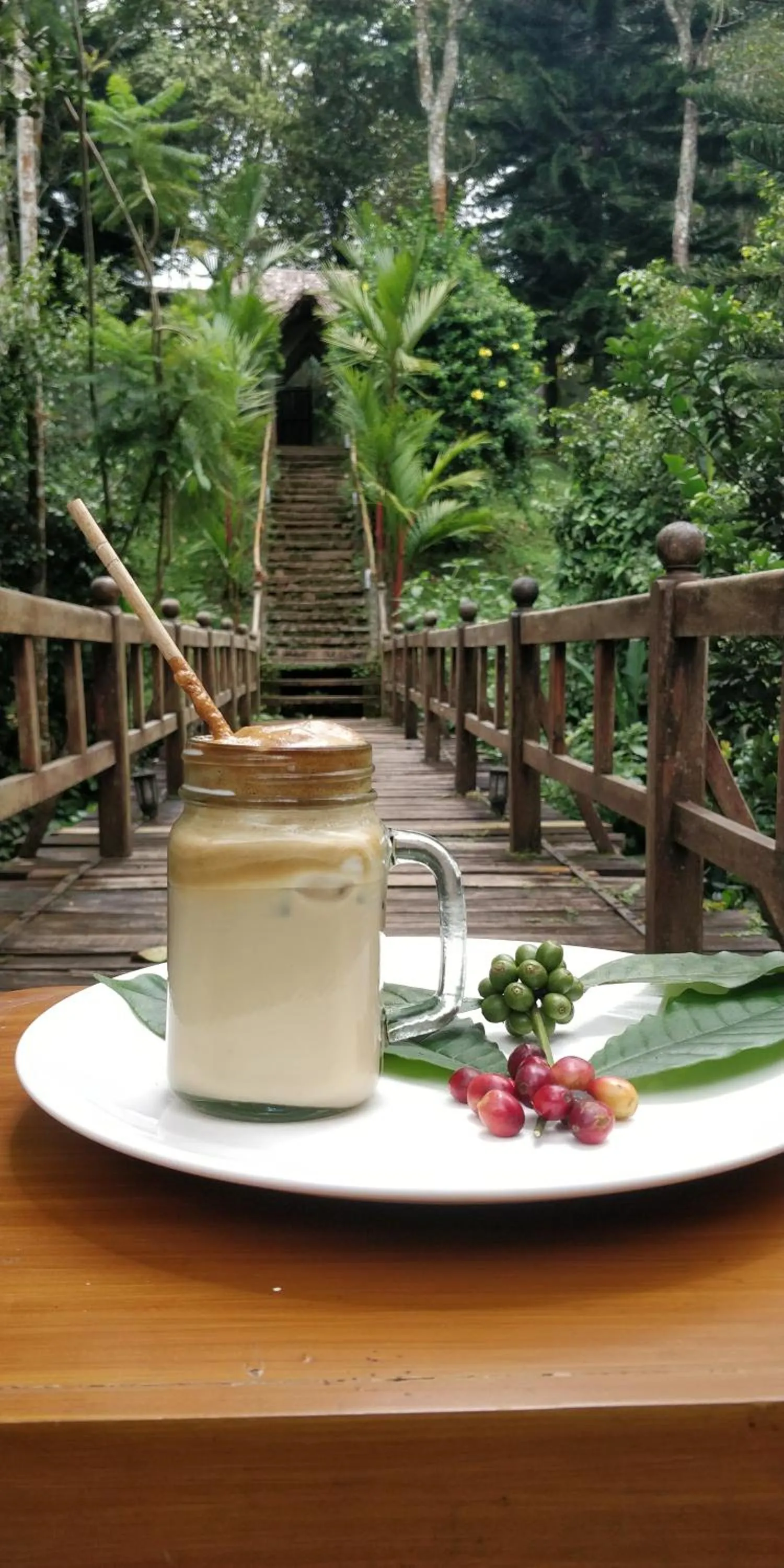 Food and drinks in Amritara Shalimar Spice Garden Resort & Spa