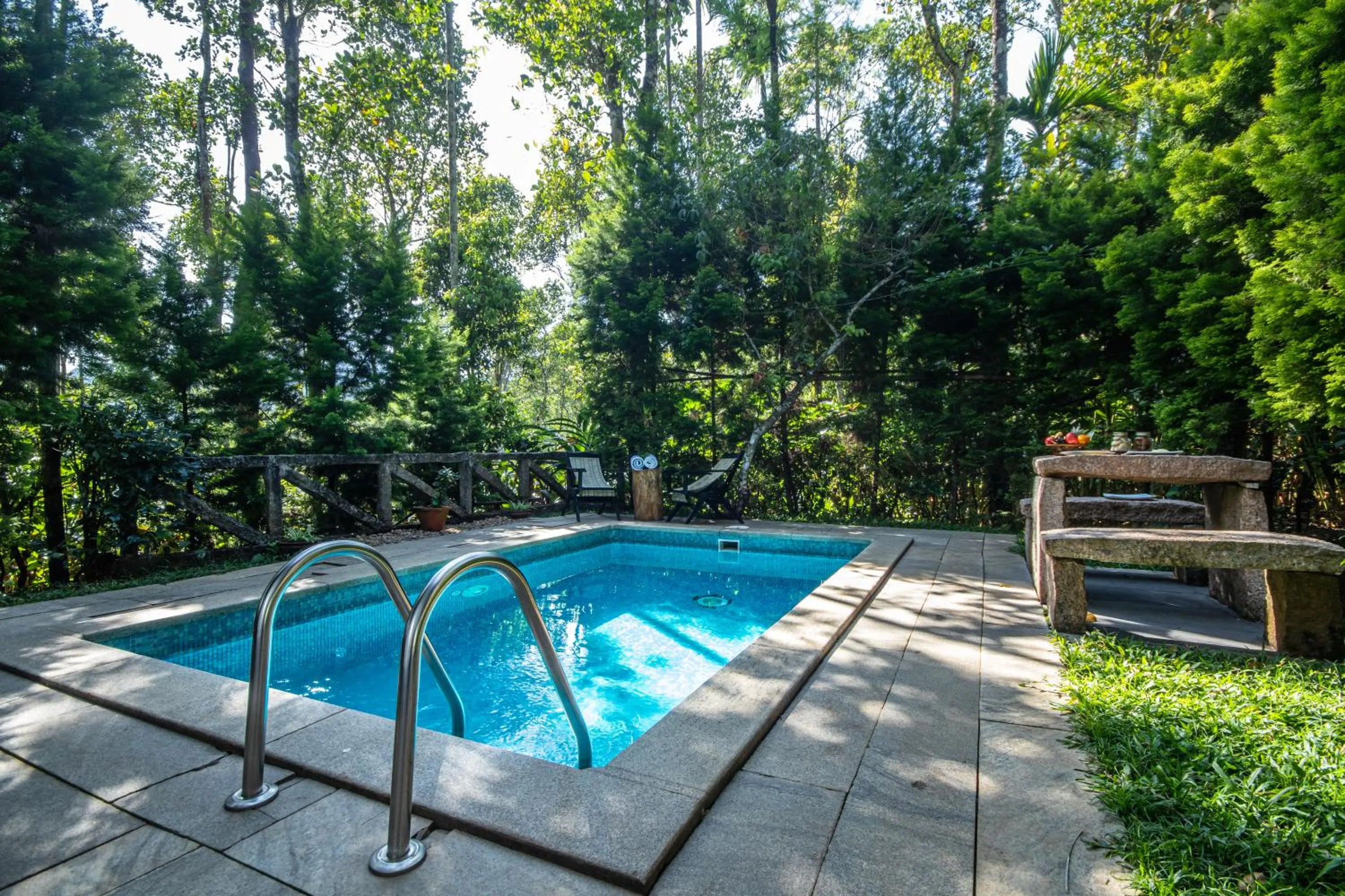 Pool view in Amritara Shalimar Spice Garden Resort & Spa