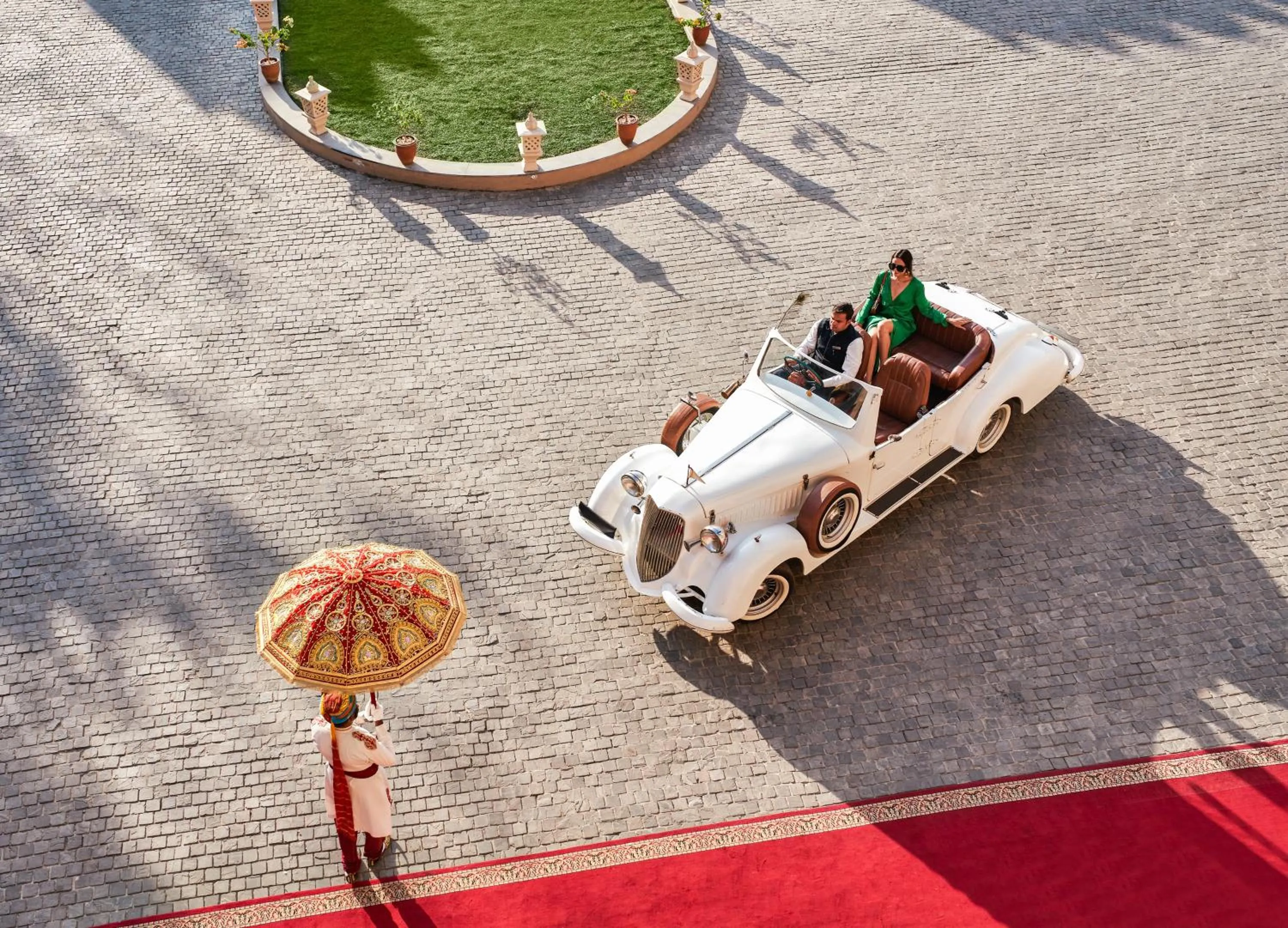 Facade/entrance in Fairmont Jaipur