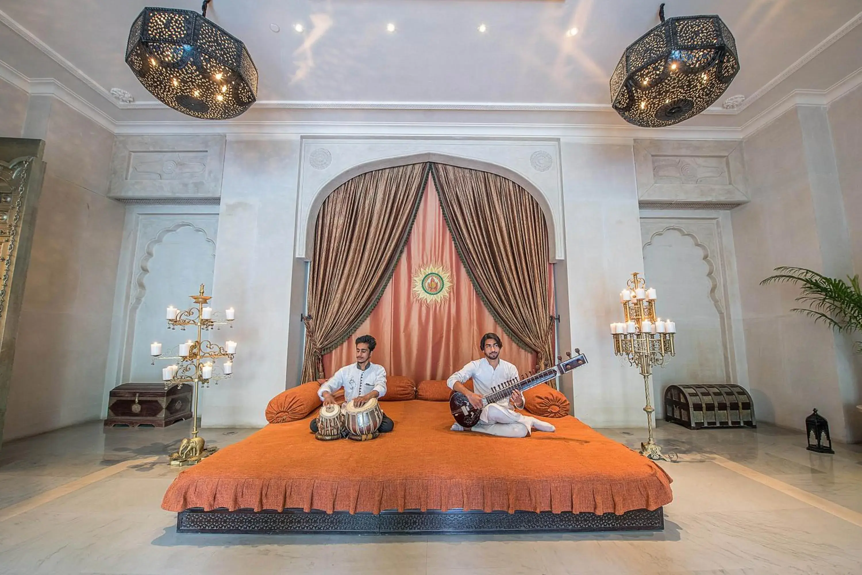 Lobby or reception in Fairmont Jaipur Lobby or reception in Fairmont Jaipur