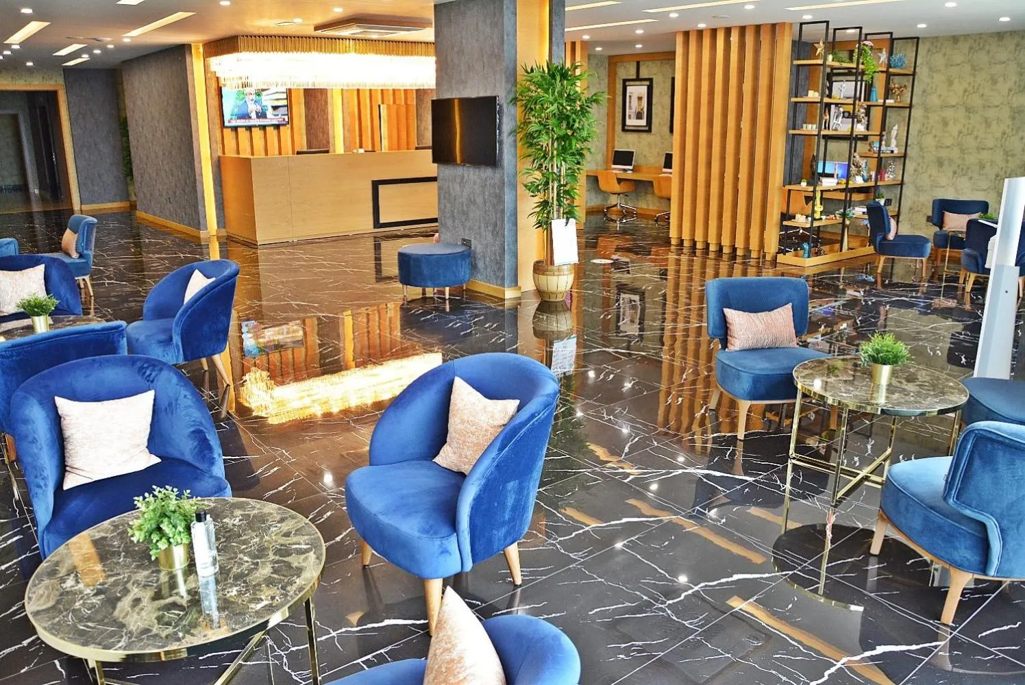 Facade/entrance in 61 Park Hotel