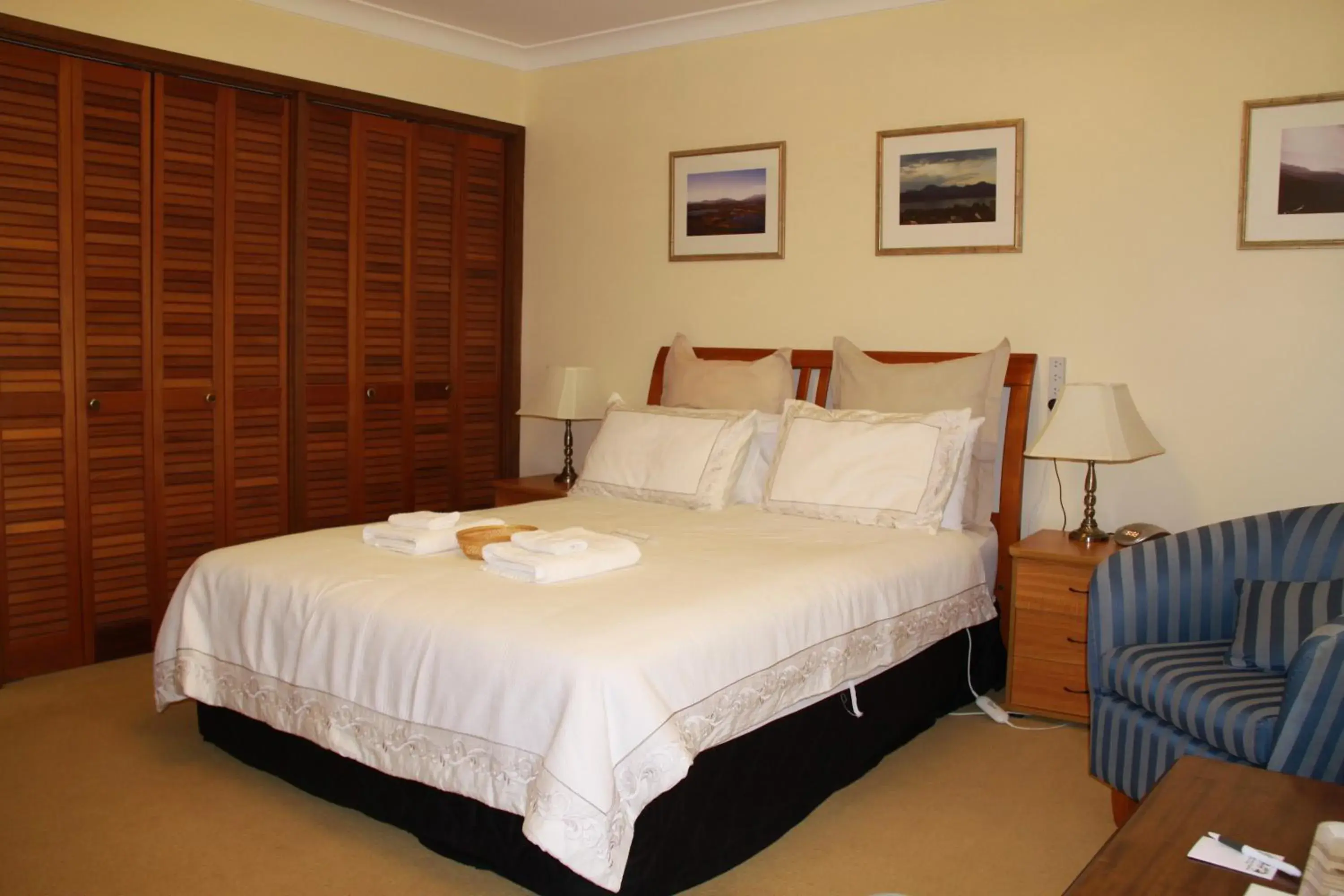 Bedroom, Bed in Bathurst Heights Bed & Breakfast Bedroom, Bed in Bathurst Heights Bed & Breakfast