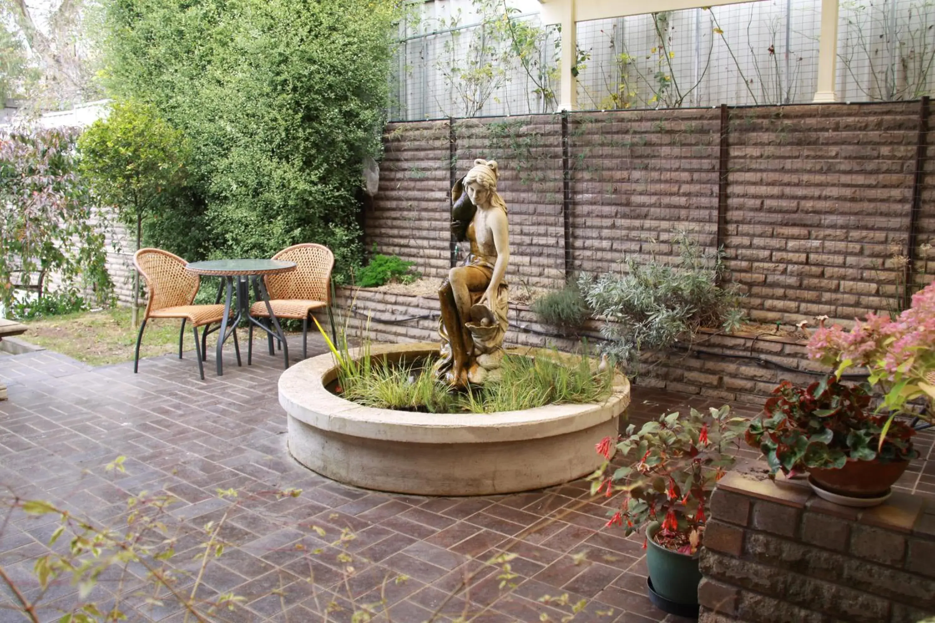 Garden in Bathurst Heights Bed & Breakfast Garden in Bathurst Heights Bed & Breakfast