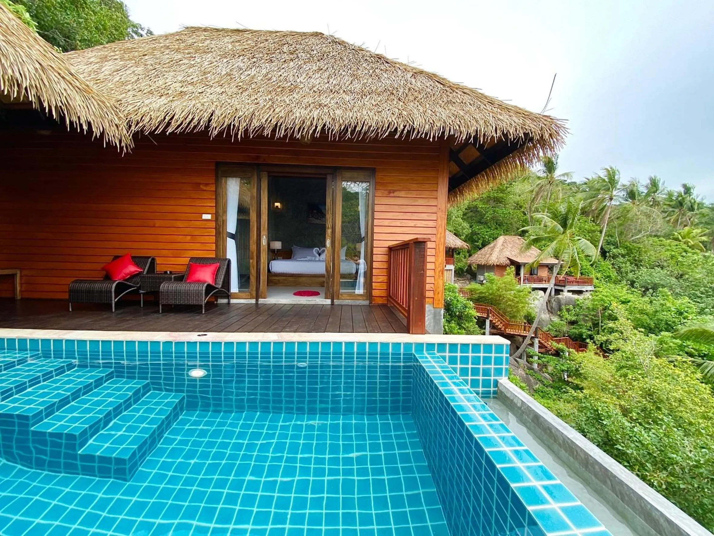 Koh Tao Relax Freedom Beach Resort