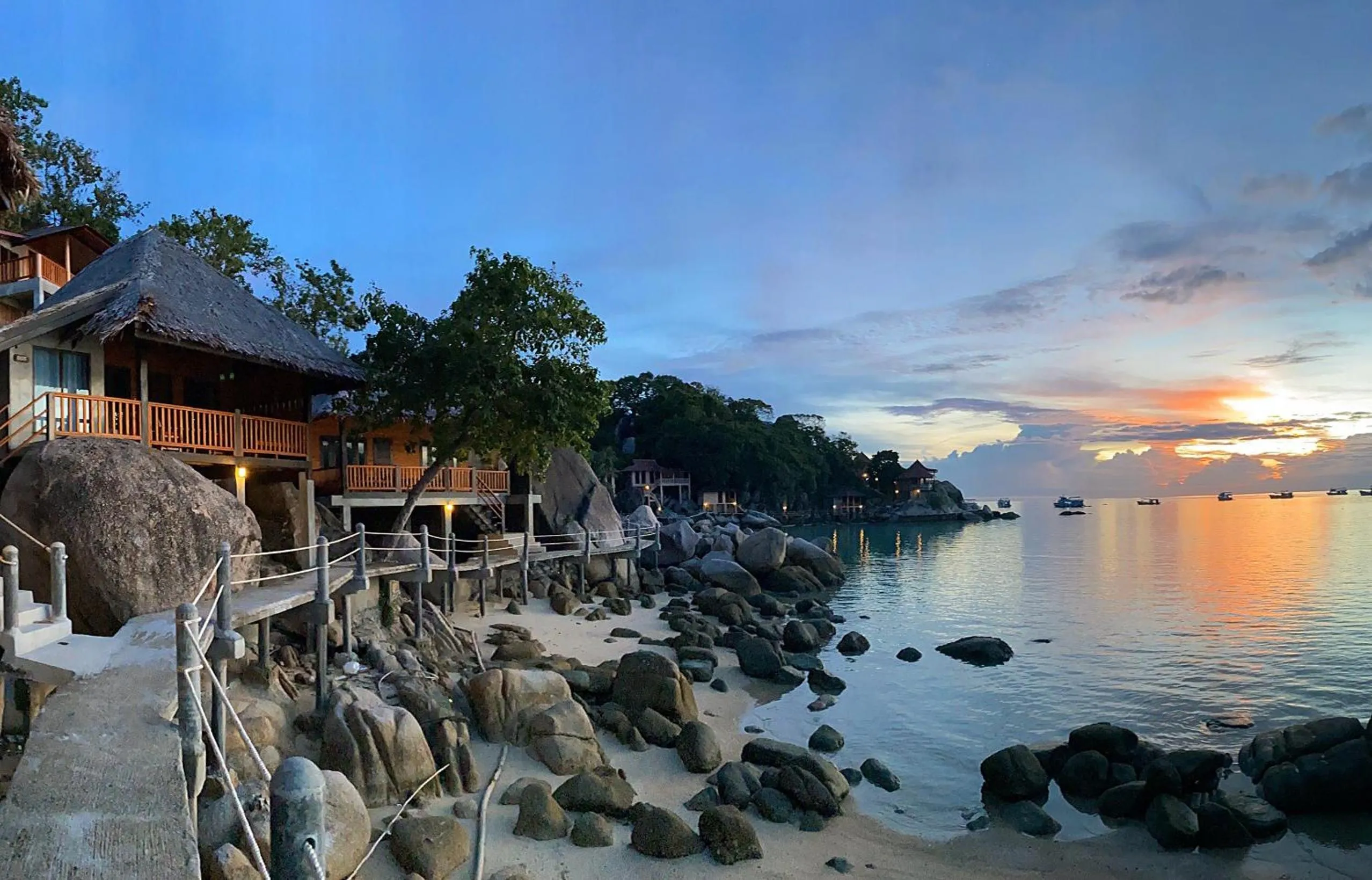 Sunset in Koh Tao Relax Freedom Beach Resort