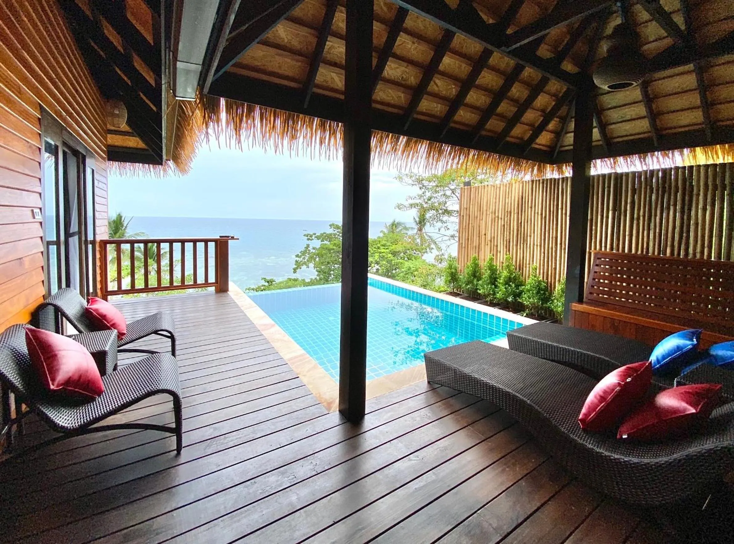 Koh Tao Relax Freedom Beach Resort