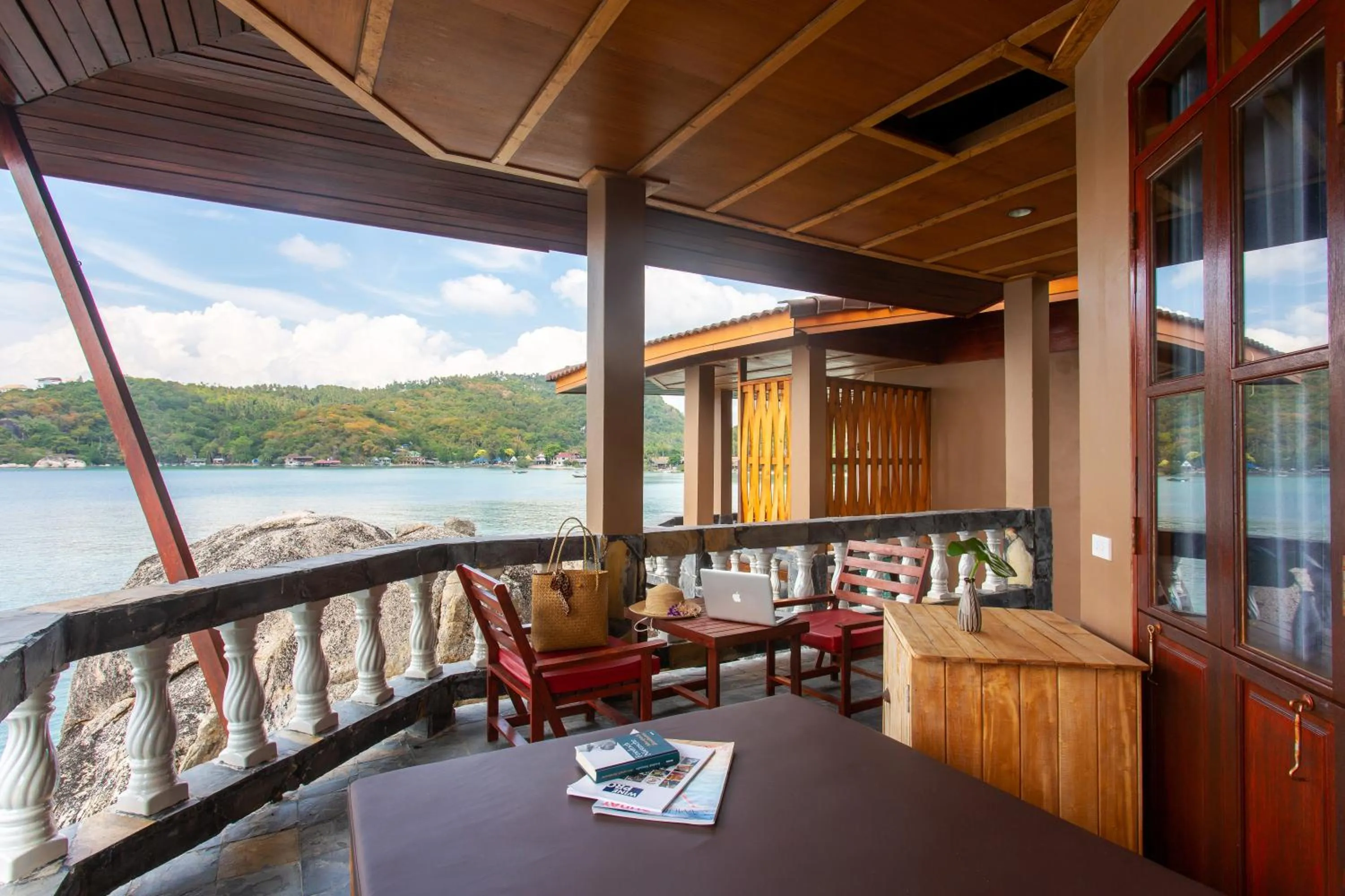 Guests in Koh Tao Relax Freedom Beach Resort