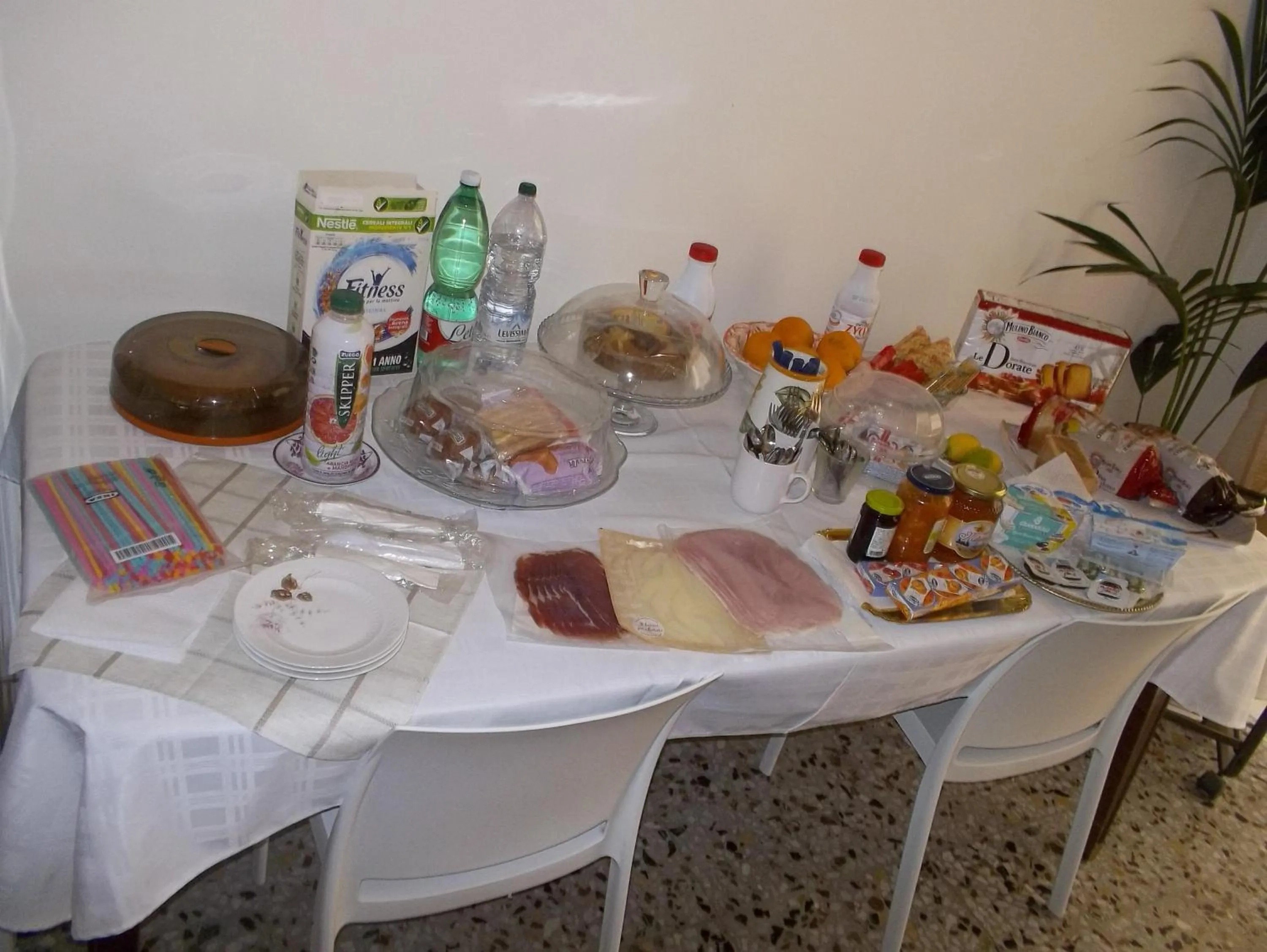 Continental breakfast in Victoria