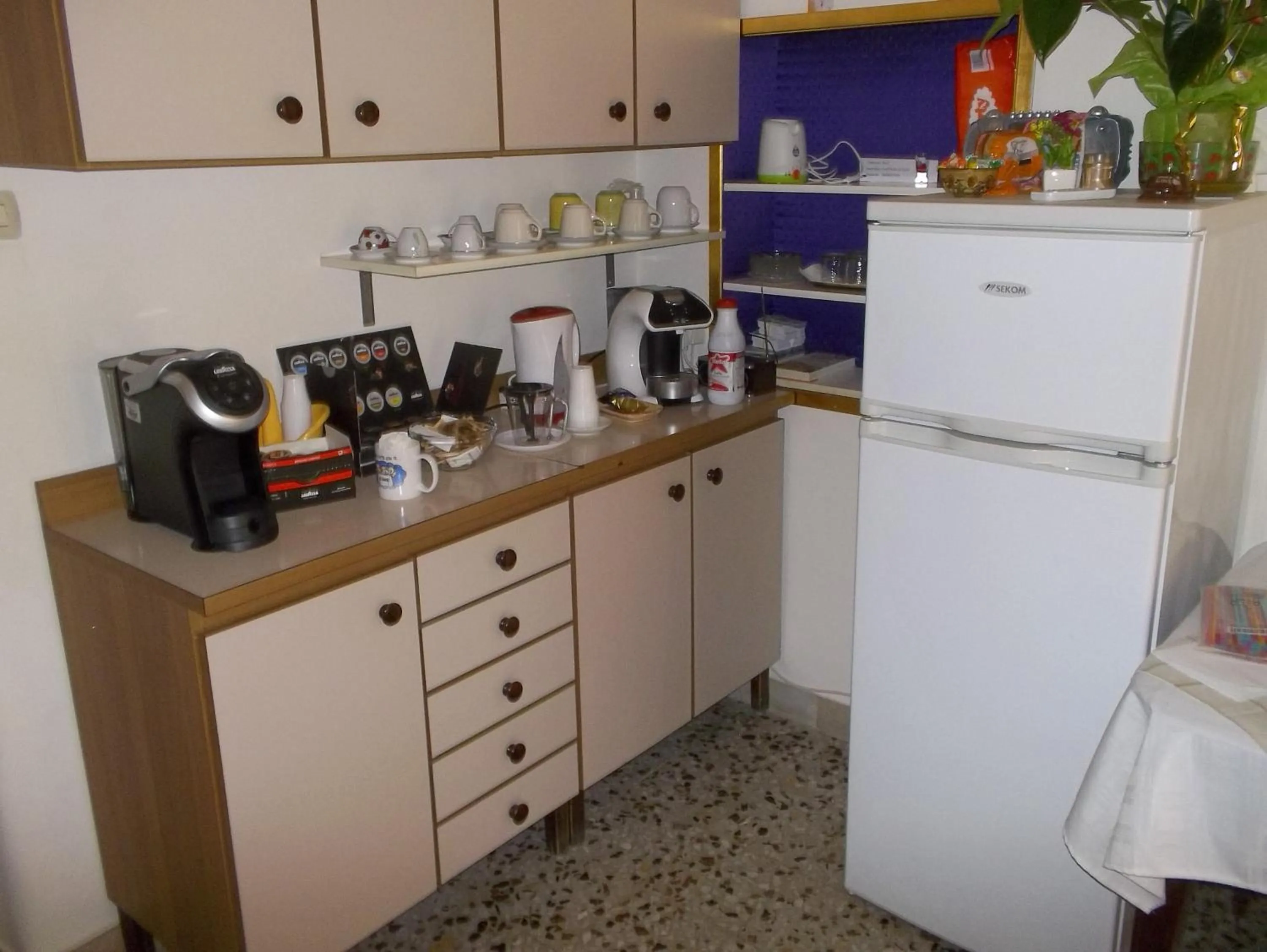 Continental breakfast in Victoria