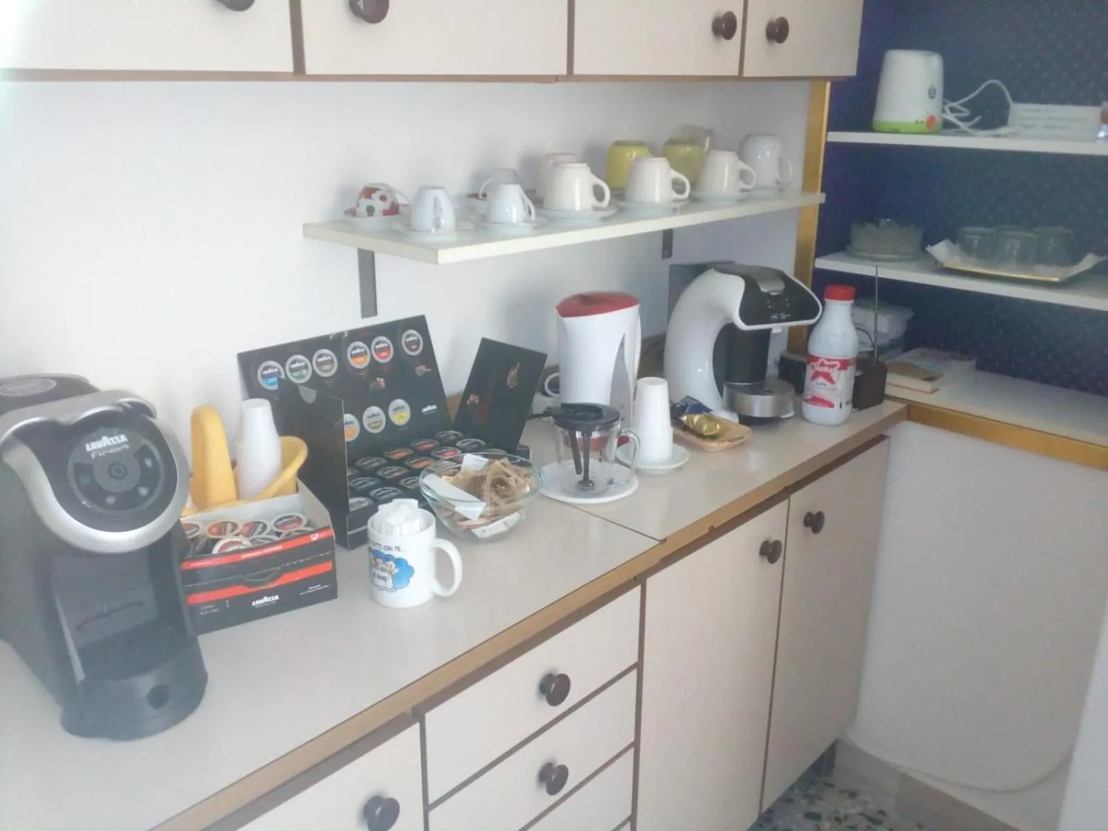 Continental breakfast in Victoria