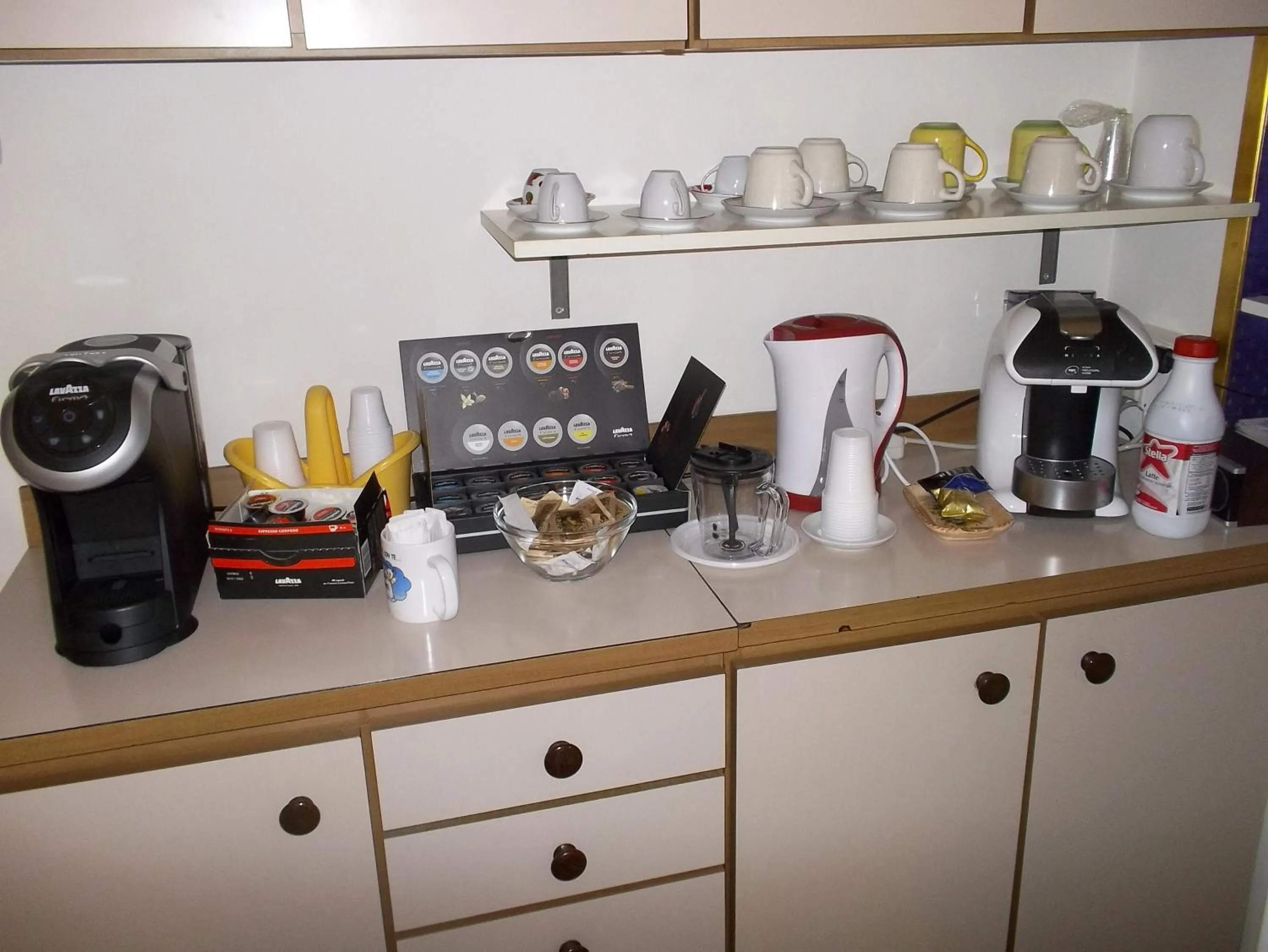 Continental breakfast in Victoria