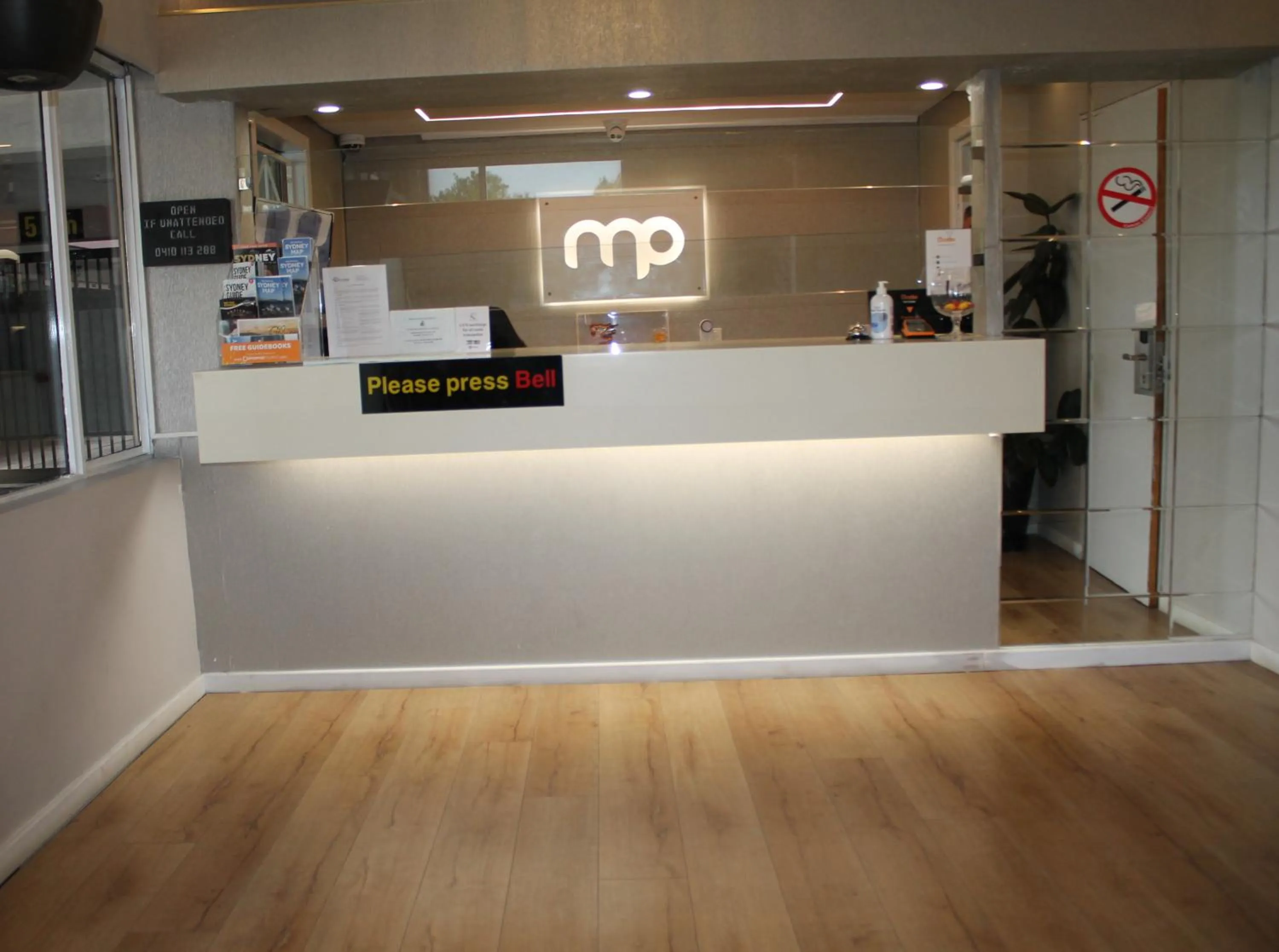 Property logo or sign in Marco Polo Motor Inn Sydney Hotel