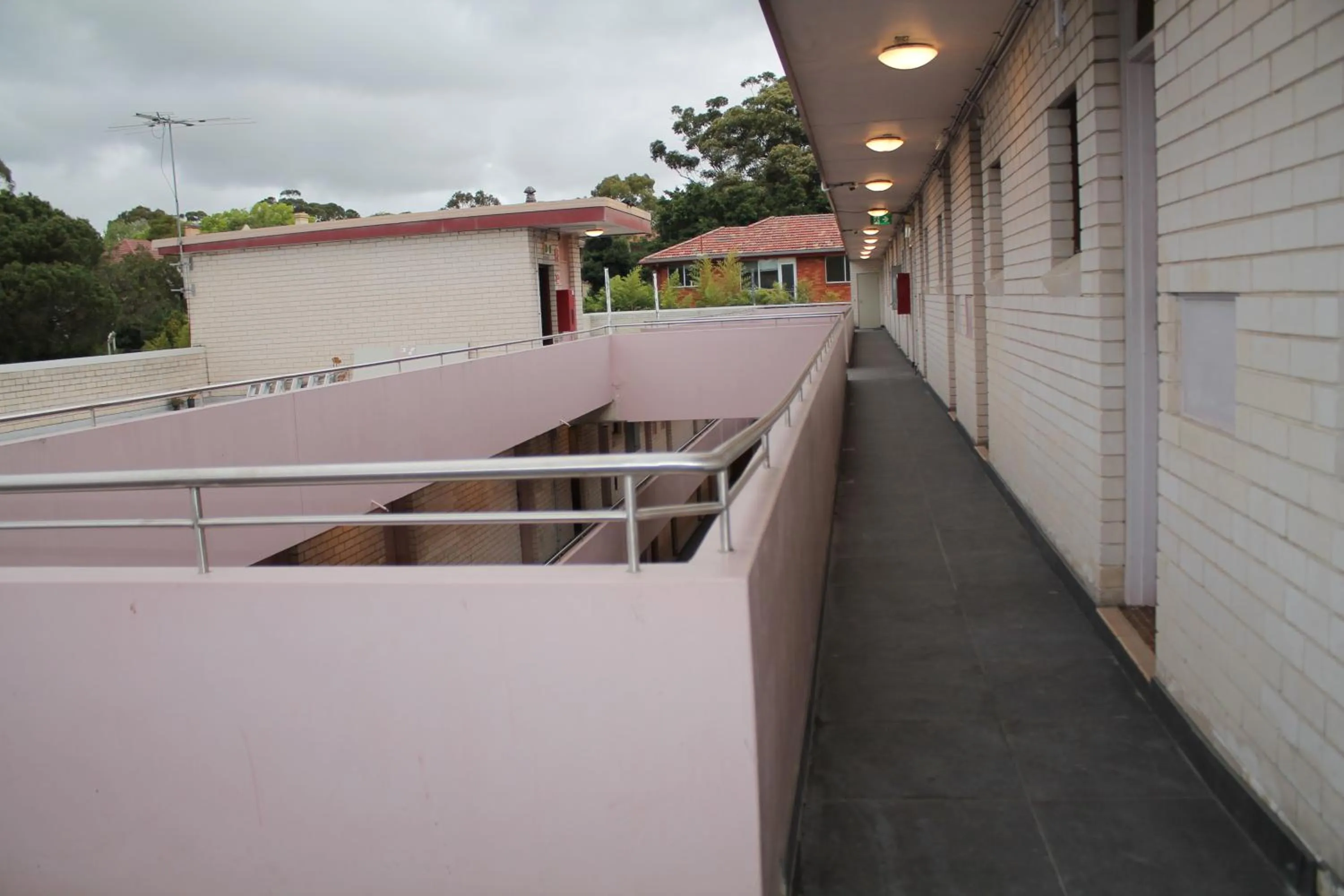 Property building in Marco Polo Motor Inn Sydney Hotel