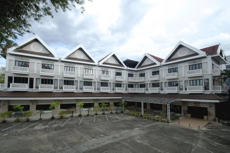 Property building in Vista Hotel Chiang Mai - SHA EXTRA PLUS
