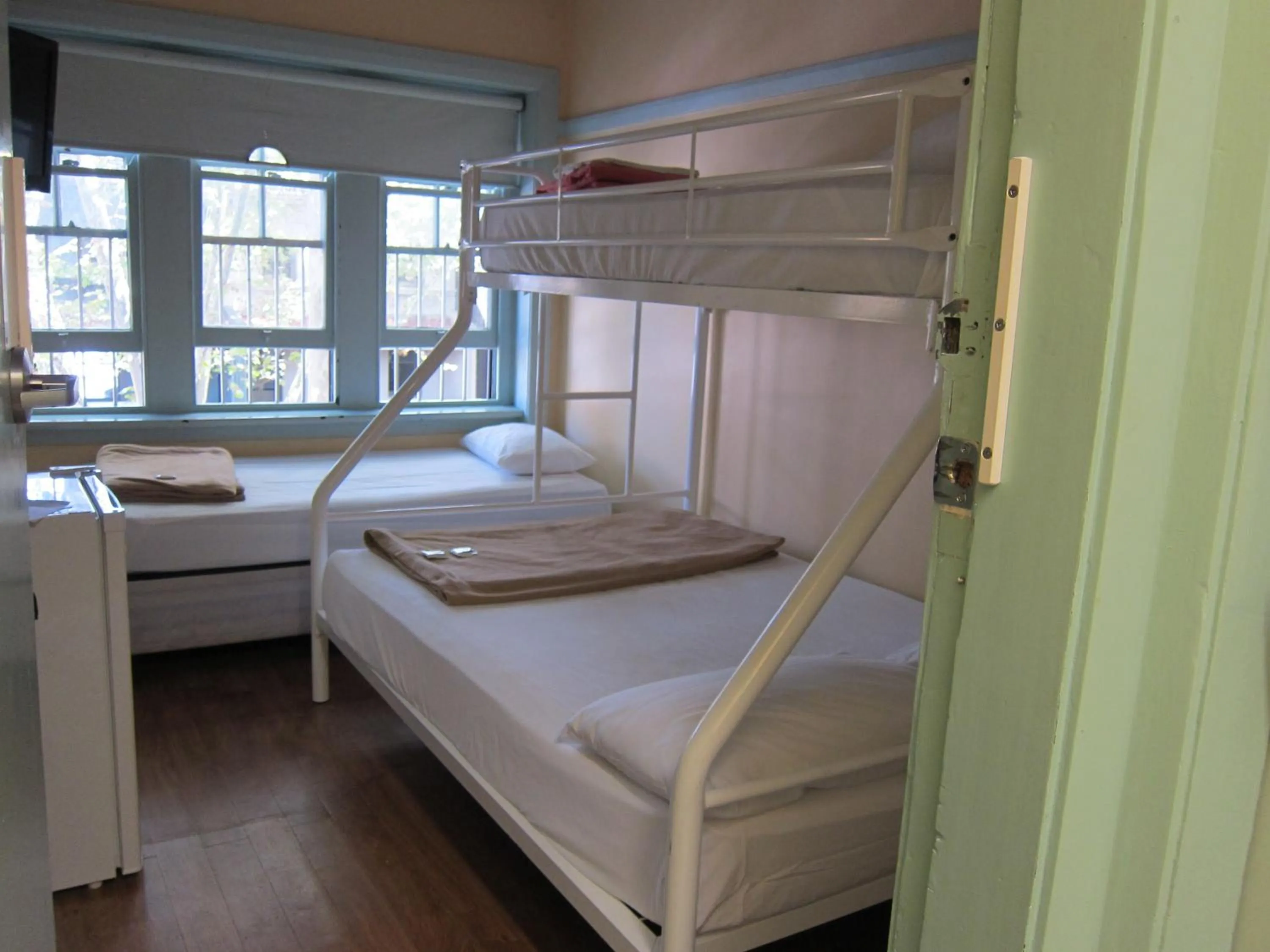 Photo of the whole room, Bed in Highfield Private Hotel