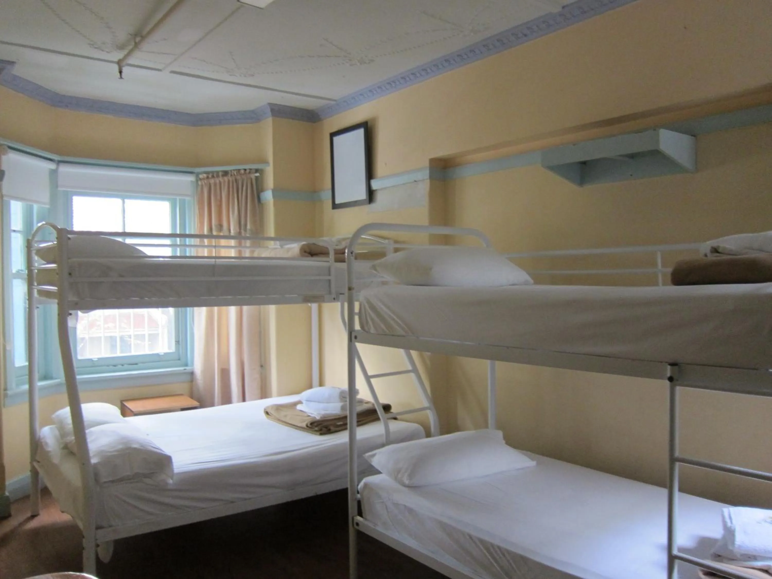 Photo of the whole room, Bed in Highfield Private Hotel