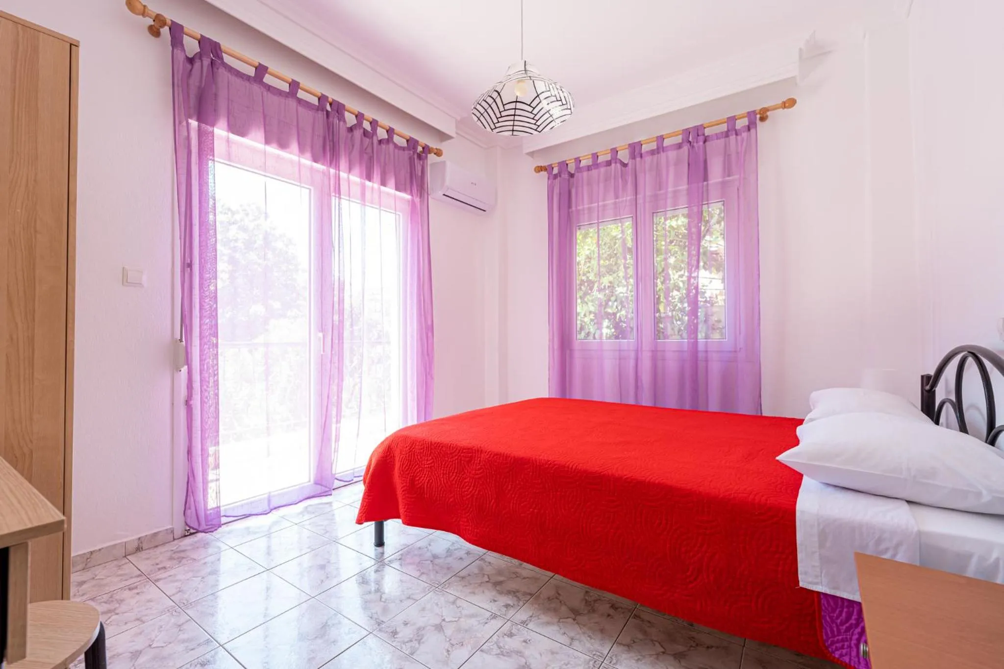 Bedroom in Kokkos Brothers