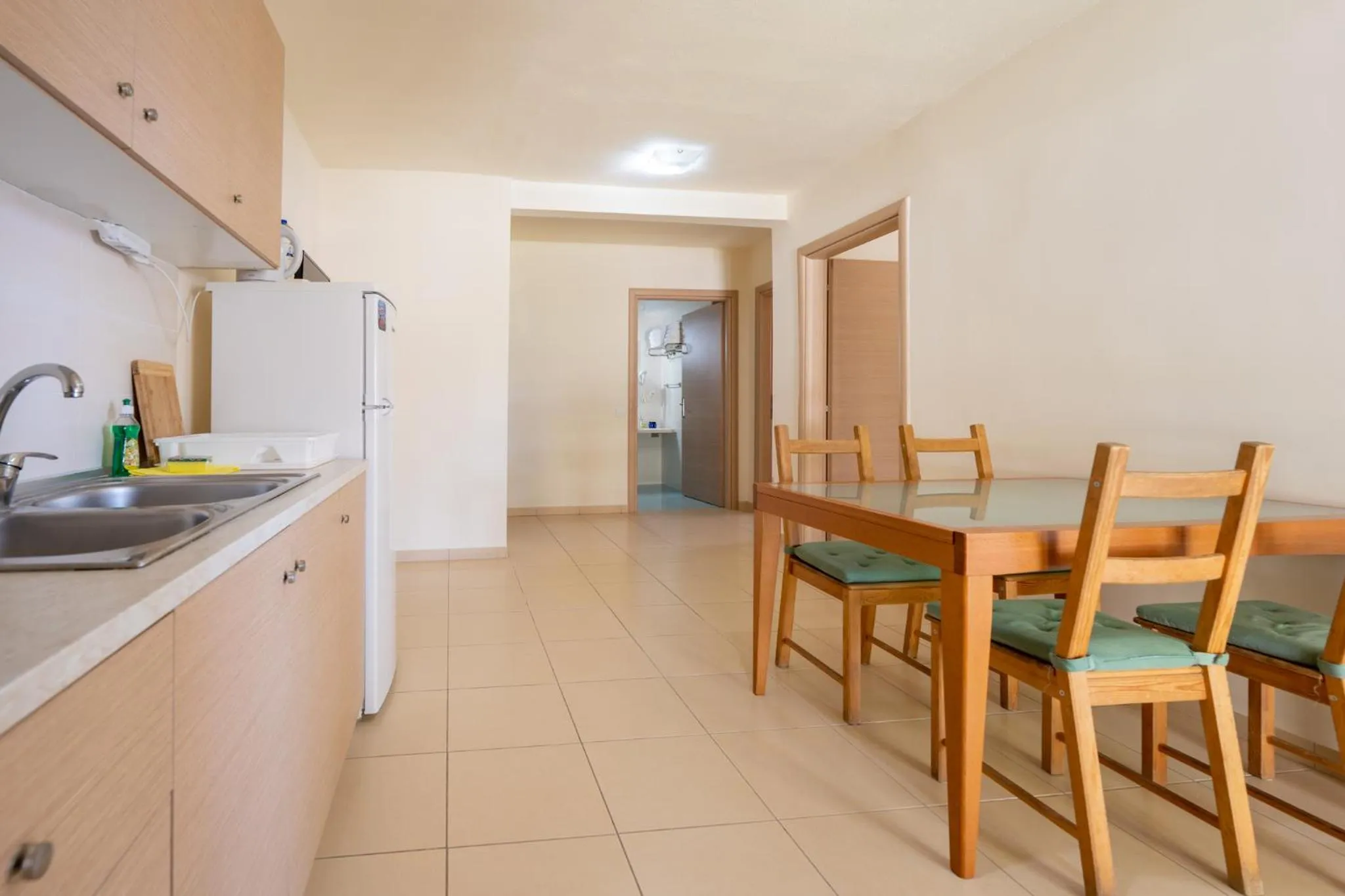 kitchen in Kokkos Brothers