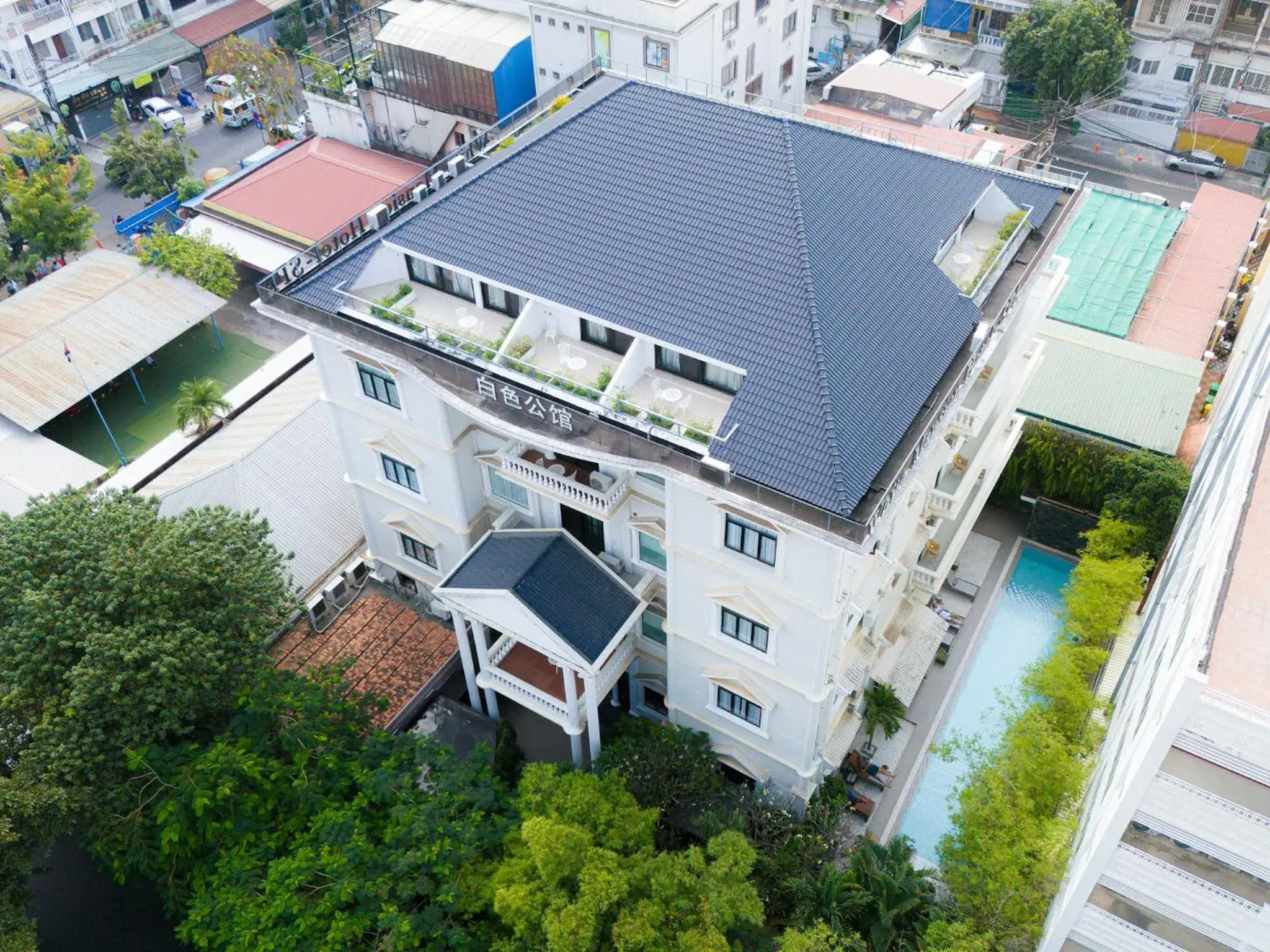 Property building in White Mansion 白色公馆 Property building in White Mansion 白色公馆