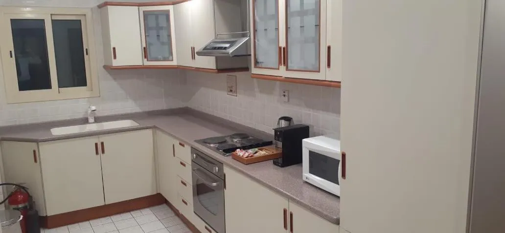 Al Gosaibi Hotel - Villa