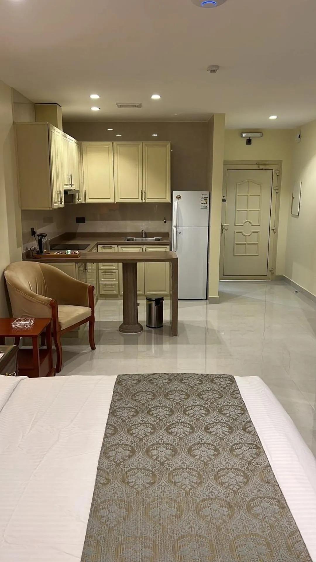 Kitchen or kitchenette in Al Gosaibi Hotel - Villa