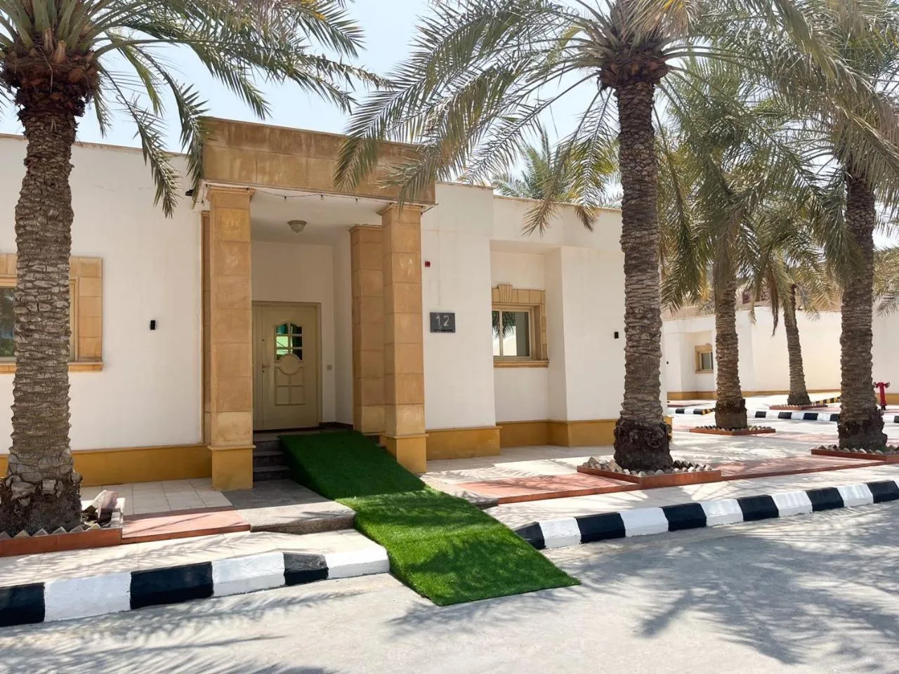 Al Gosaibi Hotel - Villa