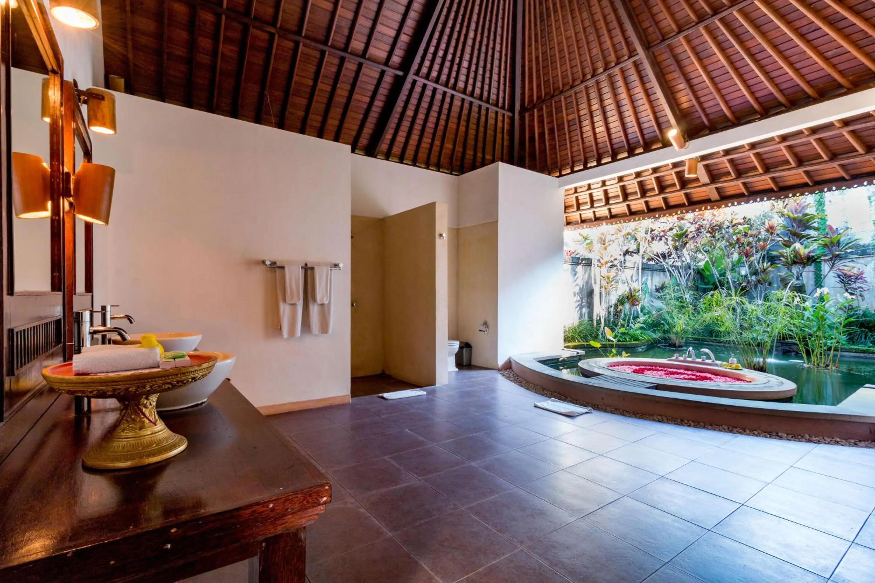 Bathroom in Villa Taman di Blayu by Nagisa Bali