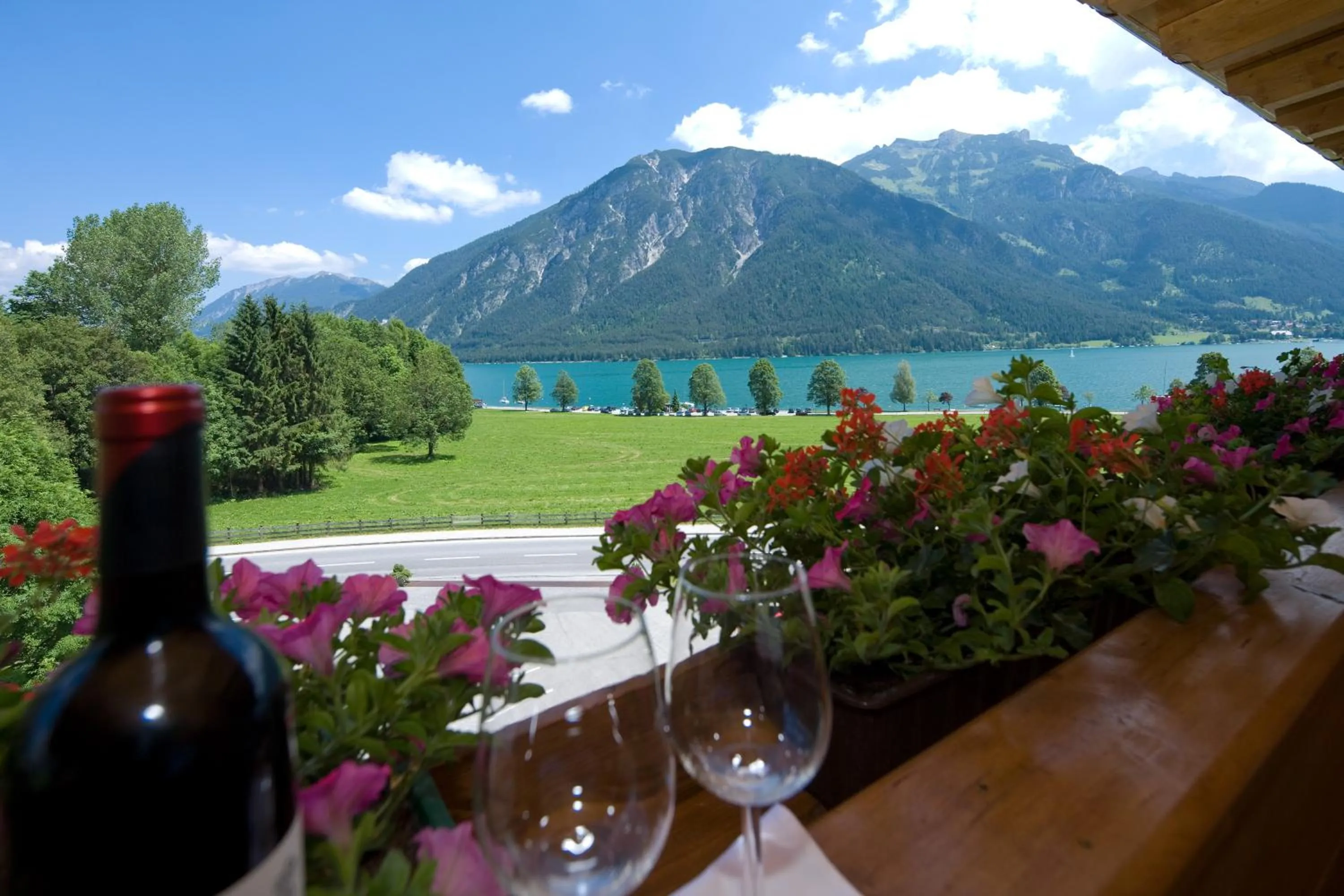 Lake view in Hotel Bergland