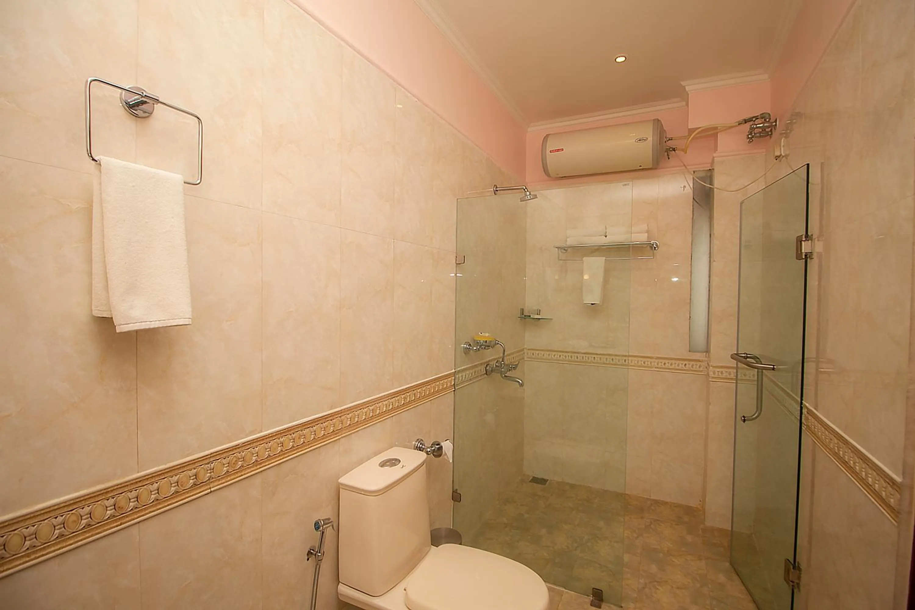 Bathroom in Amritara Suryauday Haveli