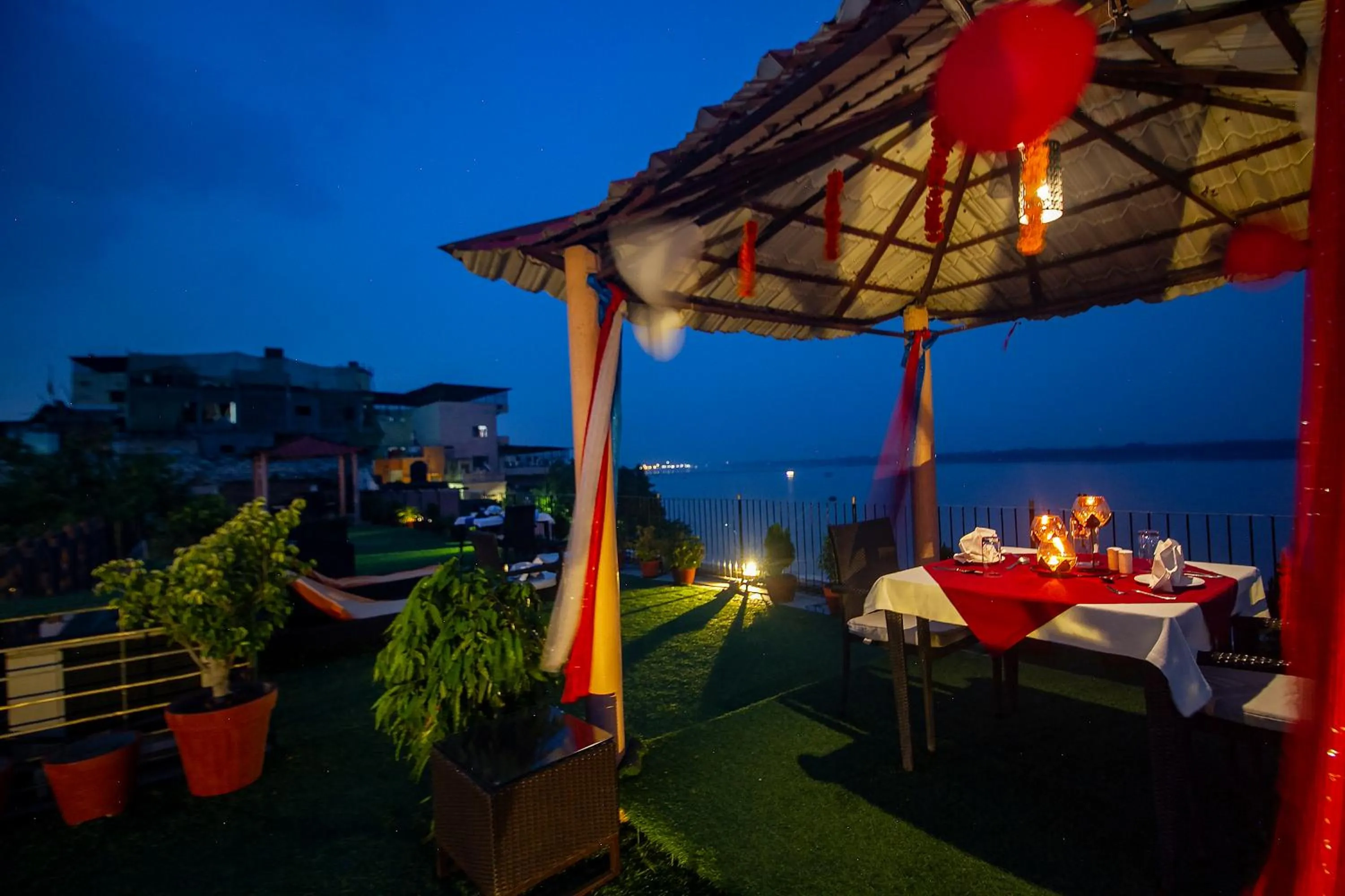 Night in Amritara Suryauday Haveli