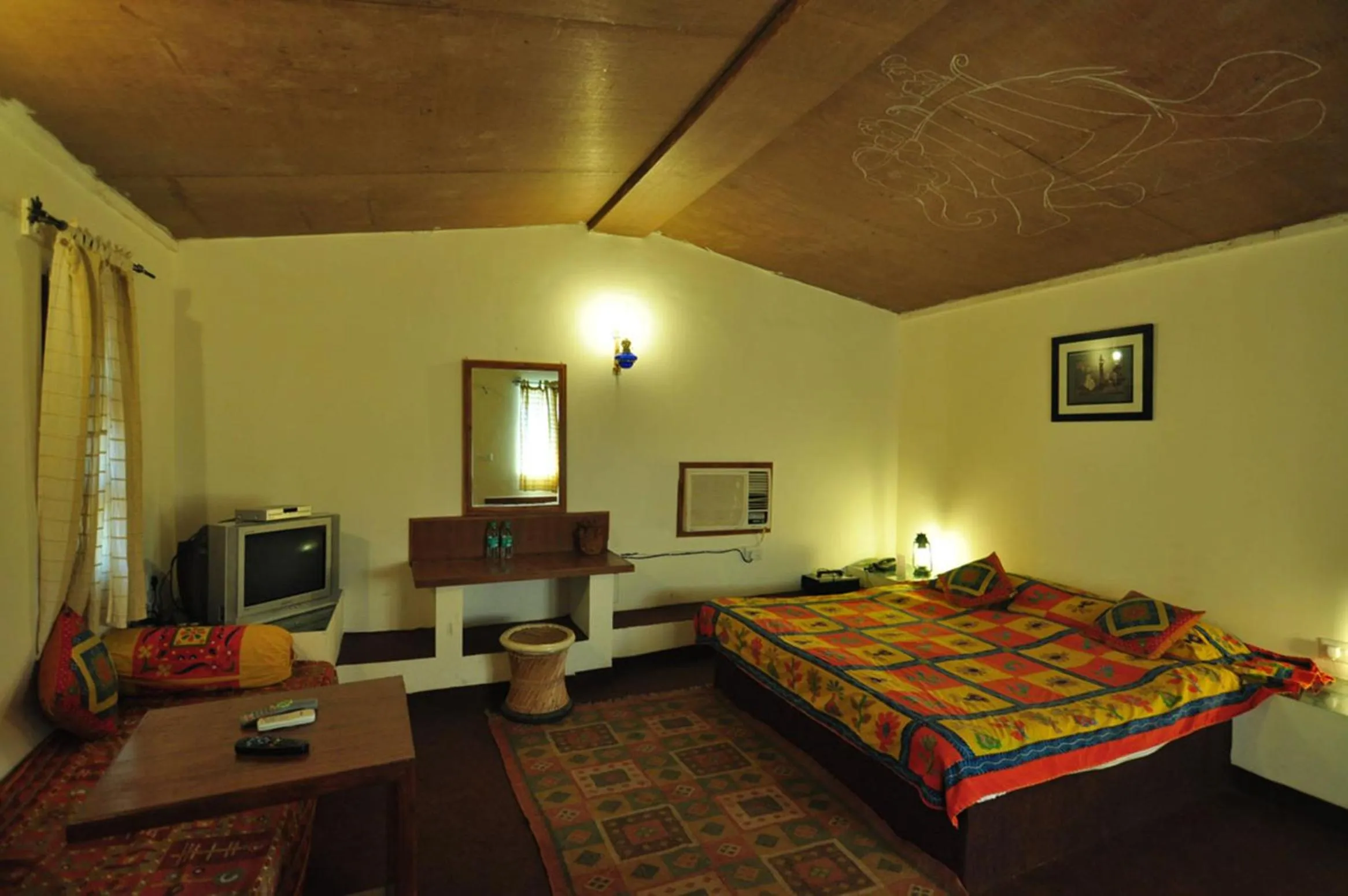 Bedroom, Bed in Aaram Baagh Pushkar by Pachar Group