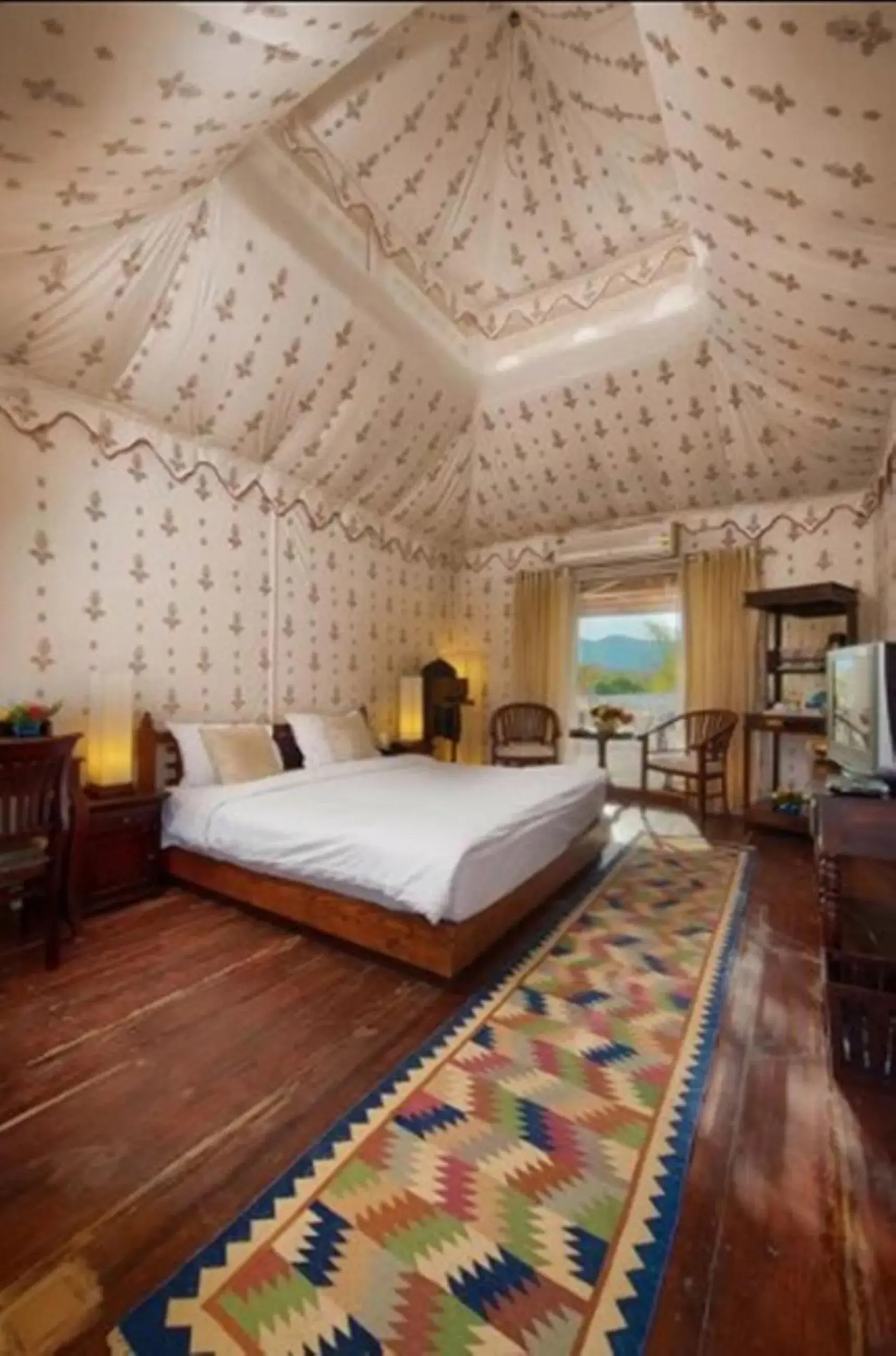 Photo of the whole room, Bed in Aaram Baagh Pushkar by Pachar Group Photo of the whole room, Bed in Aaram Baagh Pushkar by Pachar Group