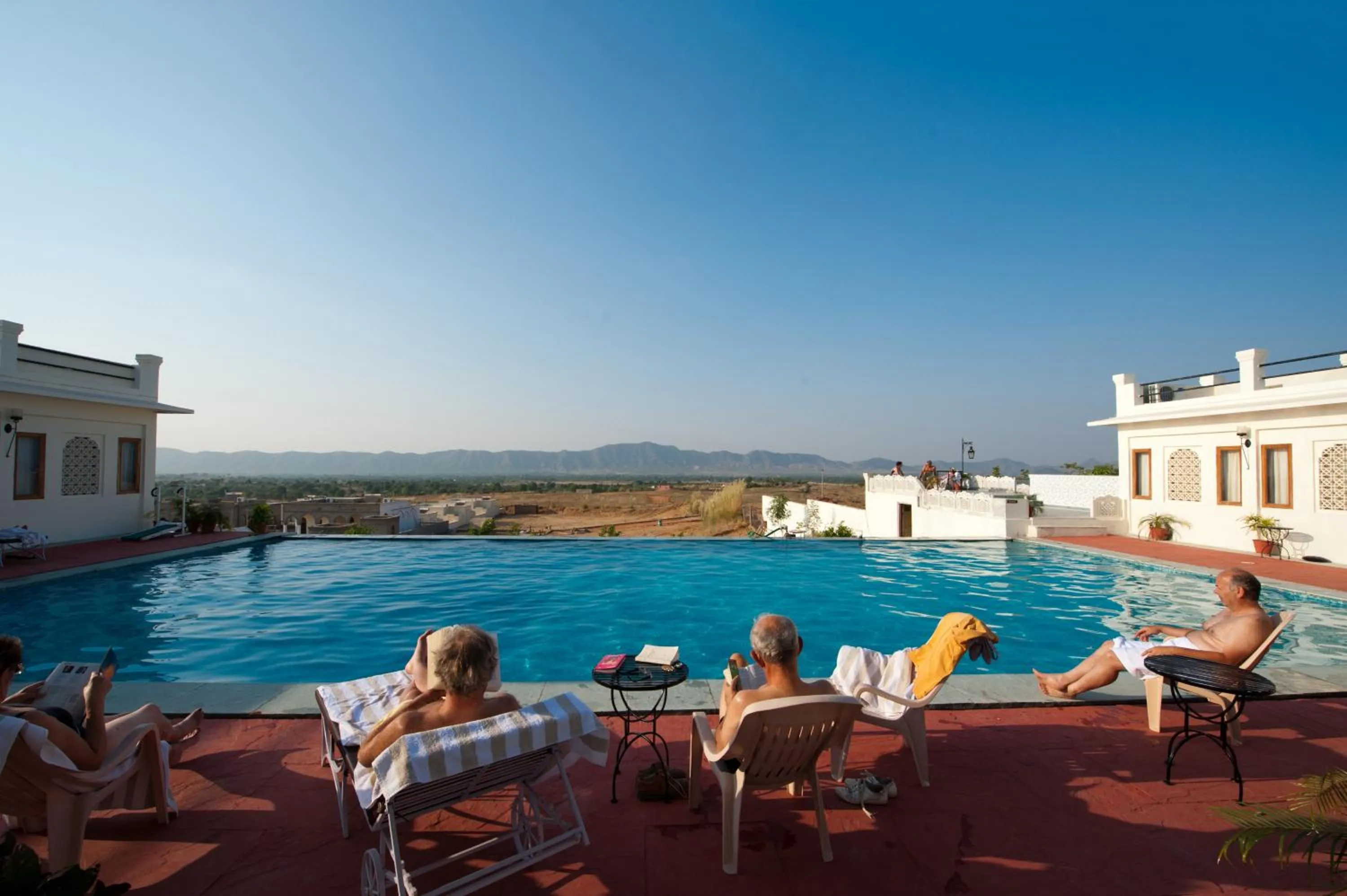 Swimming pool in Aaram Baagh Pushkar by Pachar Group