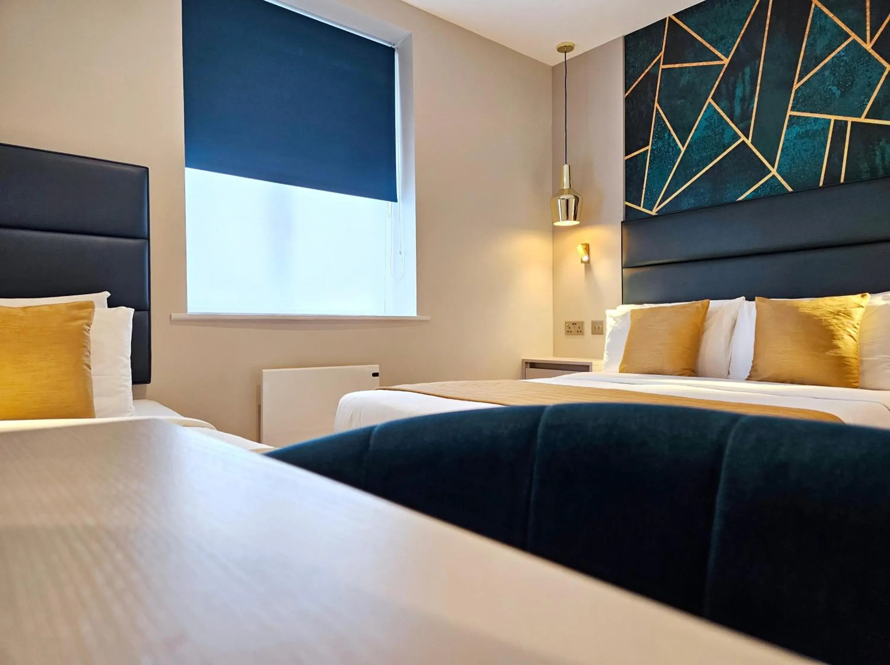 Triple Room in NOX Hyde Park Triple Room in NOX Hyde Park