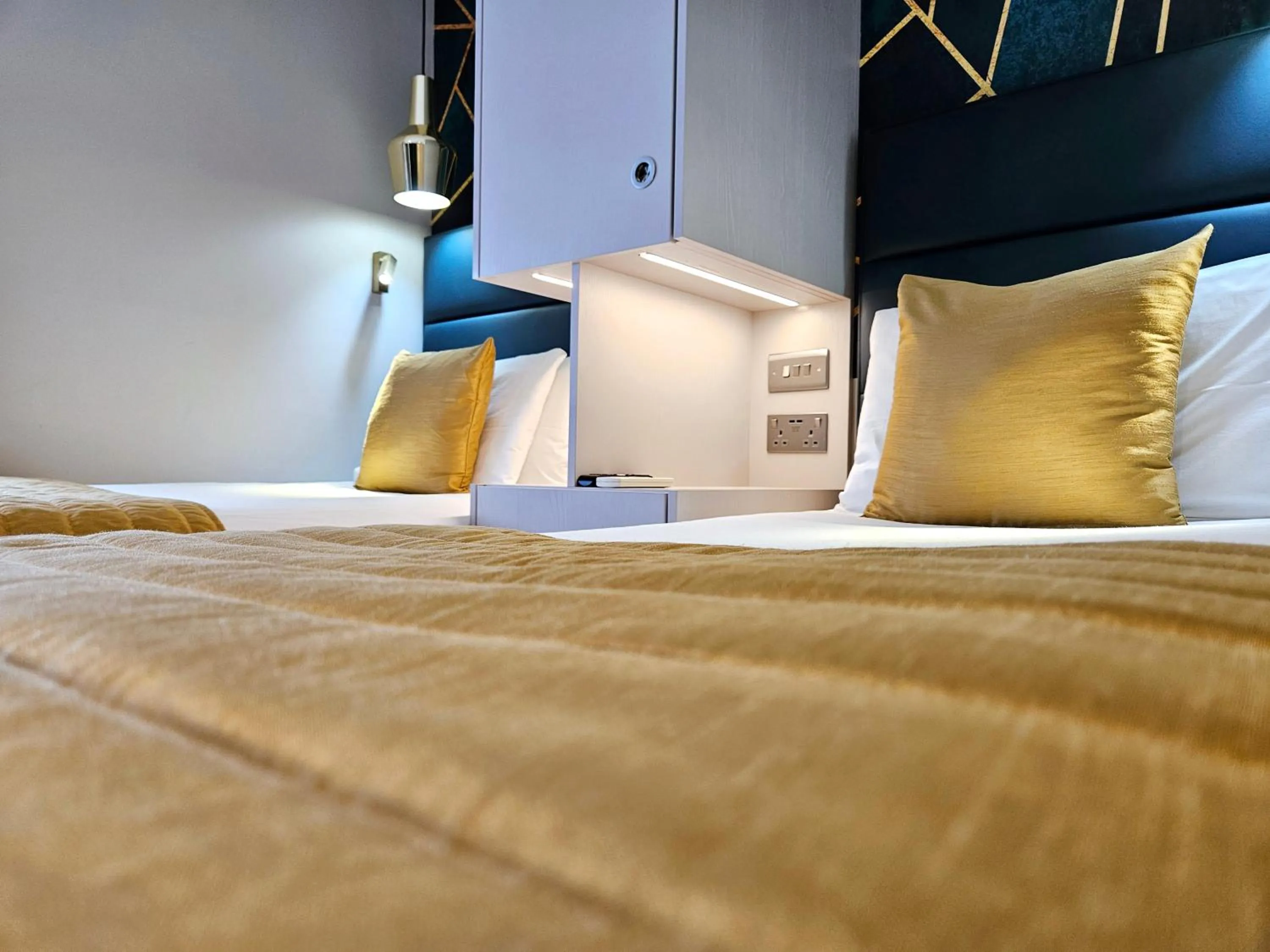 Bed in NOX Hyde Park