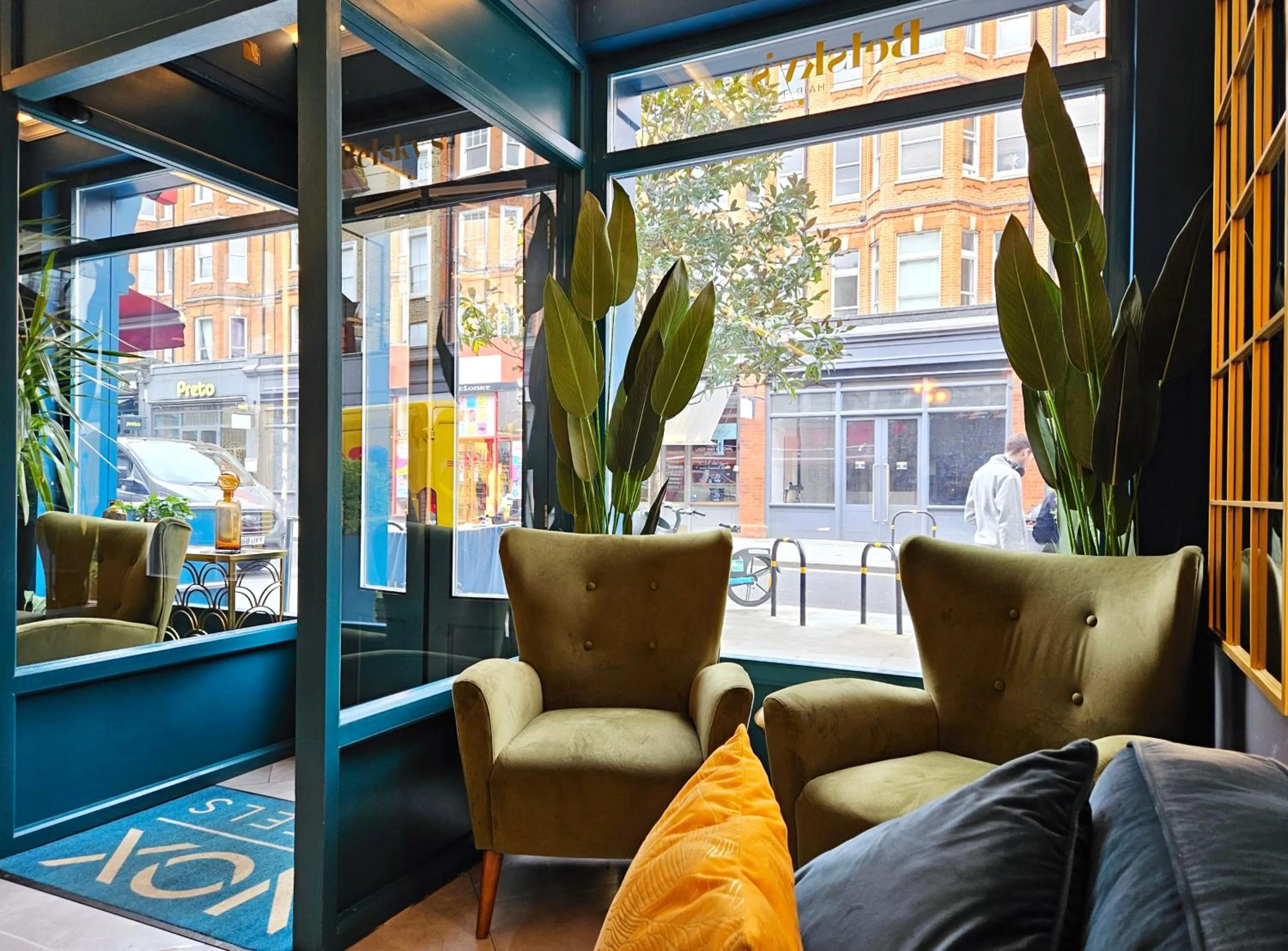 Lobby or reception in NOX Hyde Park