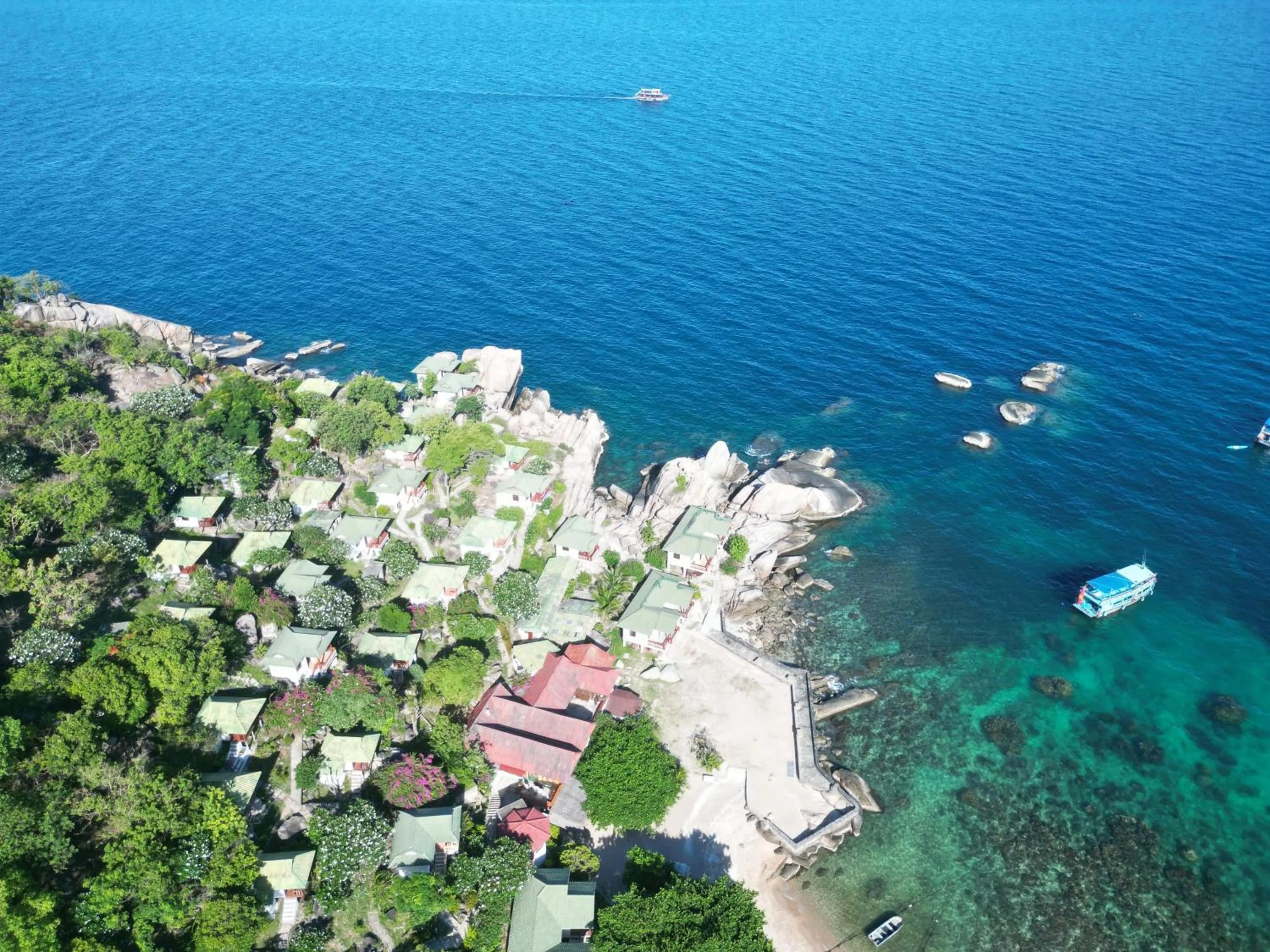 Family Tanotebay Resort